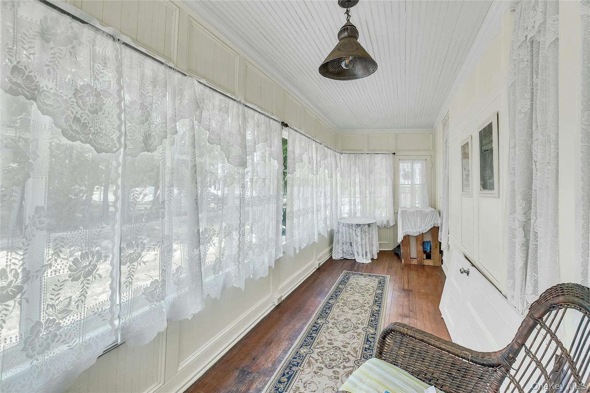 430 Montauk Highway, Brookhaven, NY, 5 Bedrooms Bedrooms, 11 Rooms Rooms,3 BathroomsBathrooms,Residential,For Rent,Montauk,0,1020923 430 Montauk Highway, Brookhaven, NY, 5 Bedrooms Bedrooms, 11 Rooms Rooms,3 BathroomsBathrooms,Residential,For Rent,Montauk,0,1020923
