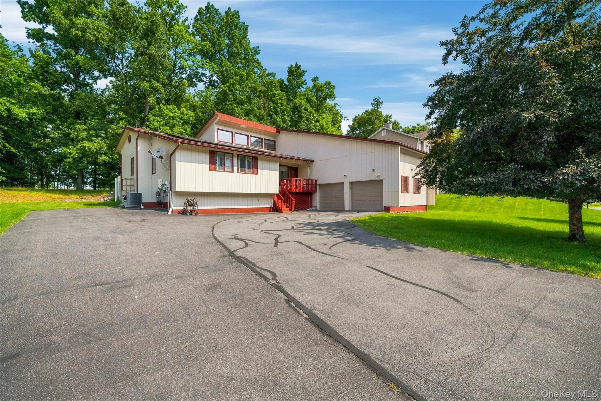 19 Davidge Road, Middletown, NY, 4 Bedrooms Bedrooms, 10 Rooms Rooms,3 BathroomsBathrooms,Residential,For Rent,Davidge,0,1020924 19 Davidge Road, Middletown, NY, 4 Bedrooms Bedrooms, 10 Rooms Rooms,3 BathroomsBathrooms,Residential,For Rent,Davidge,0,1020924