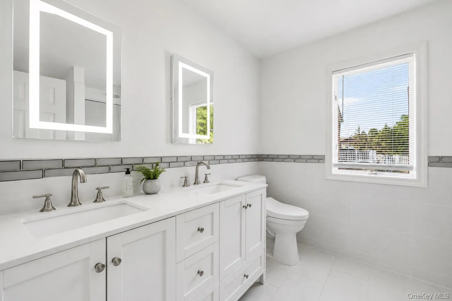 19 Davidge Road, Middletown, NY, 4 Bedrooms Bedrooms, 10 Rooms Rooms,3 BathroomsBathrooms,Residential,For Rent,Davidge,0,1020924 19 Davidge Road, Middletown, NY, 4 Bedrooms Bedrooms, 10 Rooms Rooms,3 BathroomsBathrooms,Residential,For Rent,Davidge,0,1020924