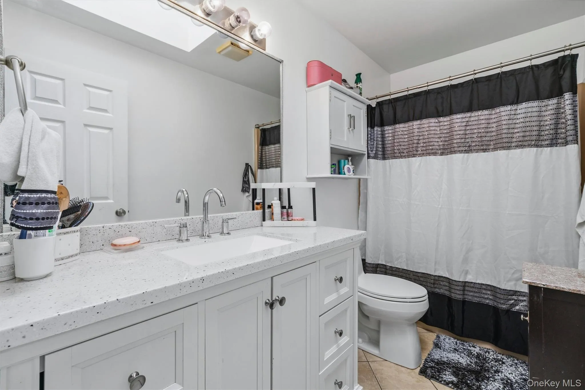 19 Davidge Road, Middletown, NY, 4 Bedrooms Bedrooms, 10 Rooms Rooms,3 BathroomsBathrooms,Residential,For Rent,Davidge,0,1020924 19 Davidge Road, Middletown, NY, 4 Bedrooms Bedrooms, 10 Rooms Rooms,3 BathroomsBathrooms,Residential,For Rent,Davidge,0,1020924