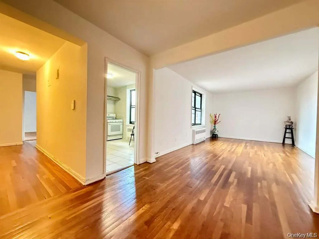 38-15 149 Street, New York, NY, 1 Bedroom Bedrooms, 4 Rooms Rooms,1 BathroomBathrooms,Residential,For Rent,149,0,1020925 38-15 149 Street, New York, NY, 1 Bedroom Bedrooms, 4 Rooms Rooms,1 BathroomBathrooms,Residential,For Rent,149,0,1020925