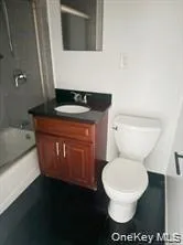 139 Grove Avenue, Hempstead, NY, 2 Bedrooms Bedrooms, 5 Rooms Rooms,2 BathroomsBathrooms,Residential Lease,For Rent,Grove,0,1020926 139 Grove Avenue, Hempstead, NY, 2 Bedrooms Bedrooms, 5 Rooms Rooms,2 BathroomsBathrooms,Residential Lease,For Rent,Grove,0,1020926