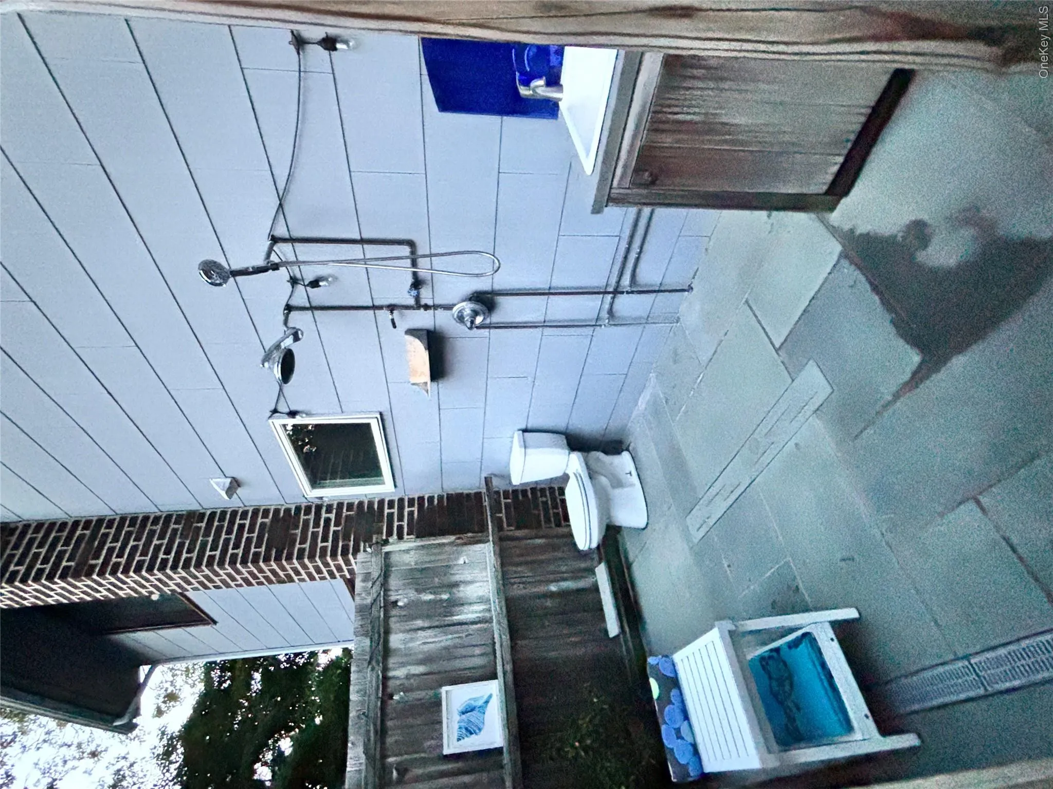 Full Poolside Bathroom. Full Poolside Bathroom.