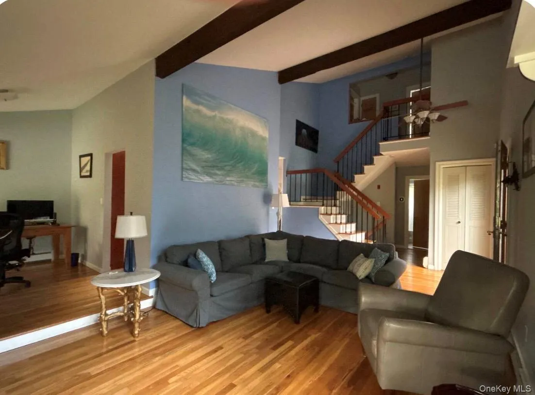 Sectional couch, Recliner Sectional couch, Recliner