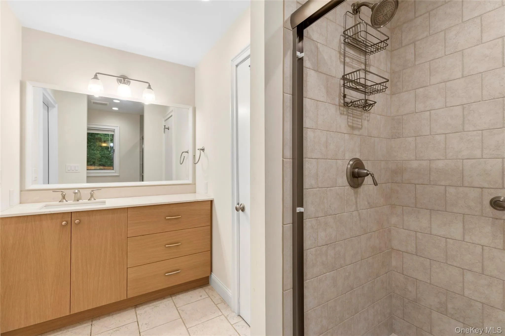 2725 Skunk Lane, Southold, NY, 3 Bedrooms Bedrooms, 7 Rooms Rooms,2 BathroomsBathrooms,Residential,For Rent,Skunk,0,1020932 2725 Skunk Lane, Southold, NY, 3 Bedrooms Bedrooms, 7 Rooms Rooms,2 BathroomsBathrooms,Residential,For Rent,Skunk,0,1020932