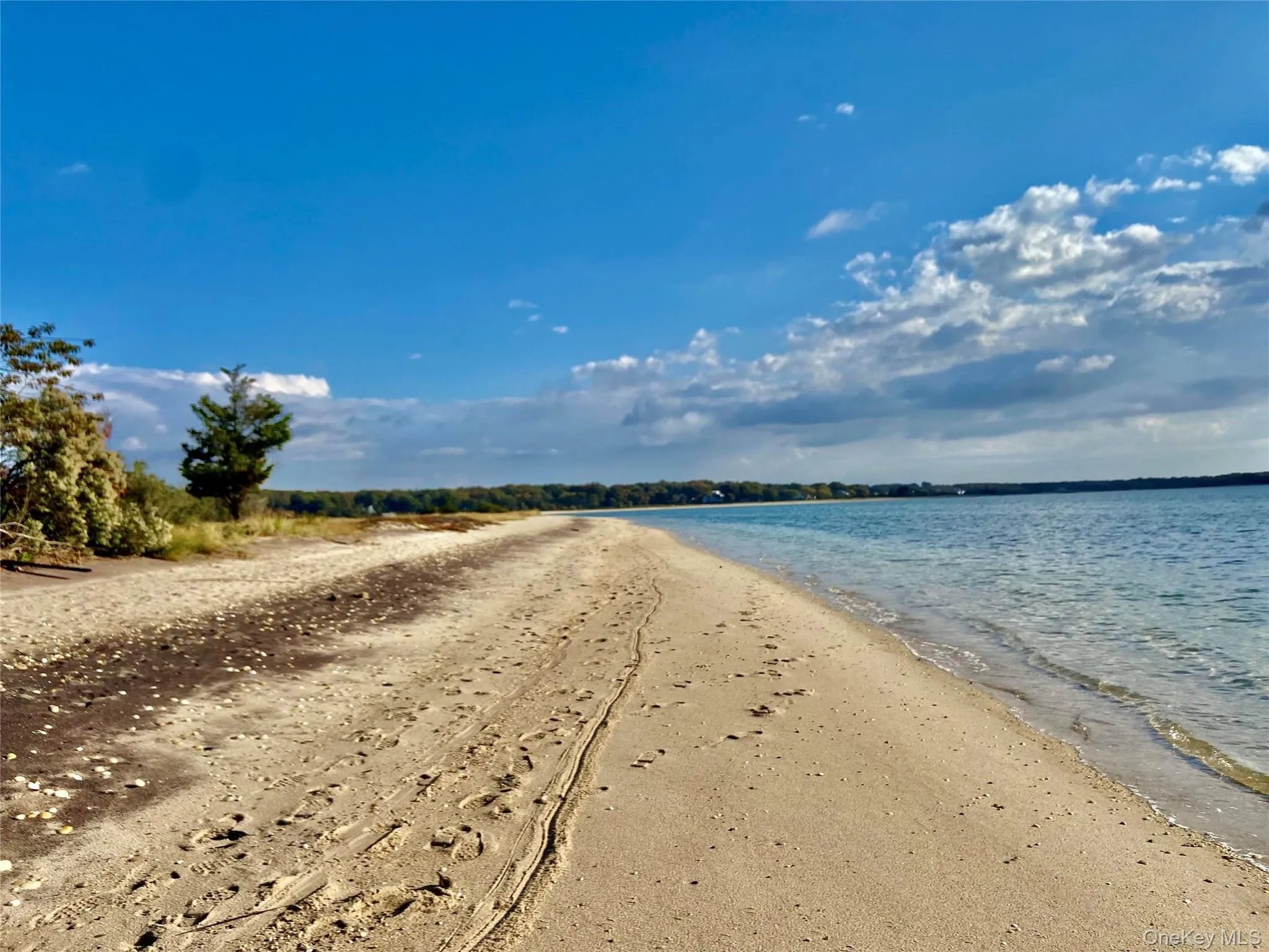 Indian Neck Beach close by Indian Neck Beach close by