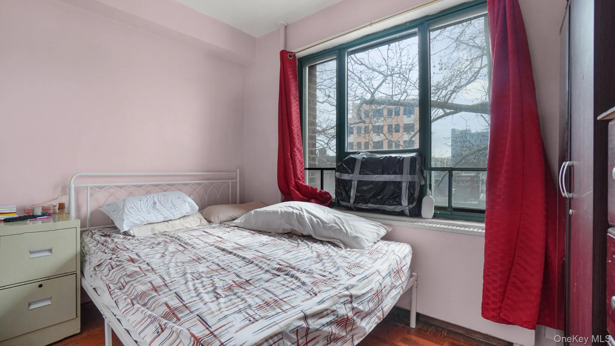 2049 Mc Graw Avenue, New York, NY, 1 Bedroom Bedrooms, 4 Rooms Rooms,1 BathroomBathrooms,Residential,For Rent,Mc Graw,0,1020933 2049 Mc Graw Avenue, New York, NY, 1 Bedroom Bedrooms, 4 Rooms Rooms,1 BathroomBathrooms,Residential,For Rent,Mc Graw,0,1020933