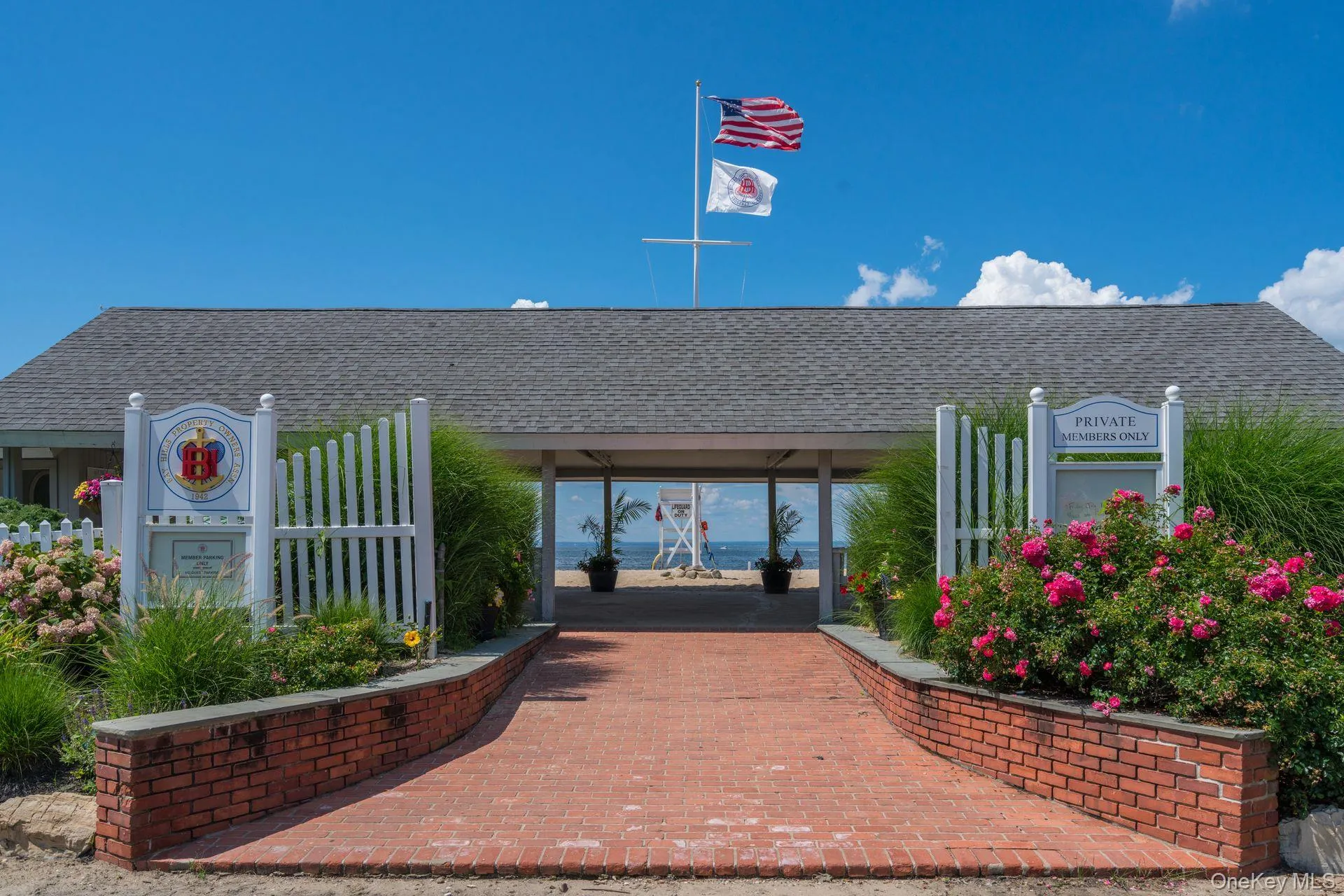 Bay Hills Beach Association Pavillon Bay Hills Beach Association Pavillon