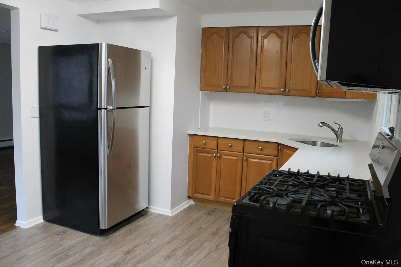 42 Roosevelt Avenue, Huntington, NY, 2 Bedrooms Bedrooms, 5 Rooms Rooms,1 BathroomBathrooms,Residential Lease,For Rent,Roosevelt,0,1020937 42 Roosevelt Avenue, Huntington, NY, 2 Bedrooms Bedrooms, 5 Rooms Rooms,1 BathroomBathrooms,Residential Lease,For Rent,Roosevelt,0,1020937