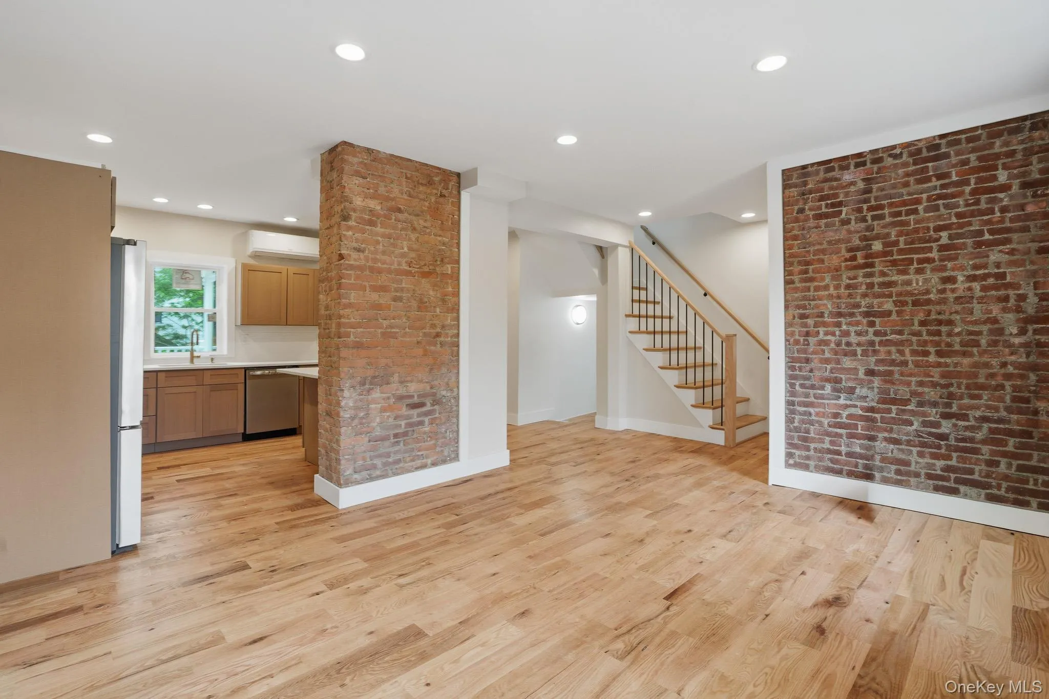 10 Robinson Street, Beacon, NY, 3 Bedrooms Bedrooms, 10 Rooms Rooms,3 BathroomsBathrooms,Residential,For Rent,Robinson,0,1020939 10 Robinson Street, Beacon, NY, 3 Bedrooms Bedrooms, 10 Rooms Rooms,3 BathroomsBathrooms,Residential,For Rent,Robinson,0,1020939