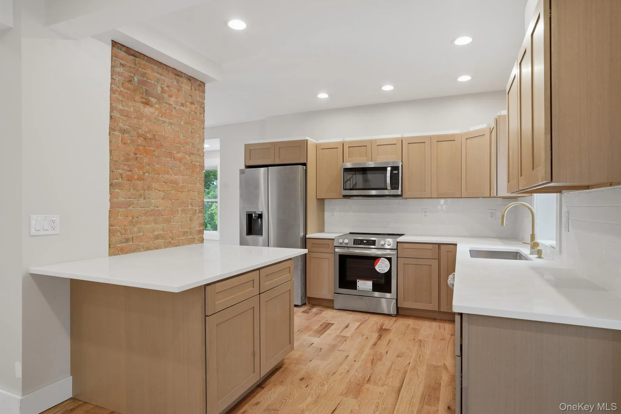 10 Robinson Street, Beacon, NY, 3 Bedrooms Bedrooms, 10 Rooms Rooms,3 BathroomsBathrooms,Residential,For Rent,Robinson,0,1020939 10 Robinson Street, Beacon, NY, 3 Bedrooms Bedrooms, 10 Rooms Rooms,3 BathroomsBathrooms,Residential,For Rent,Robinson,0,1020939