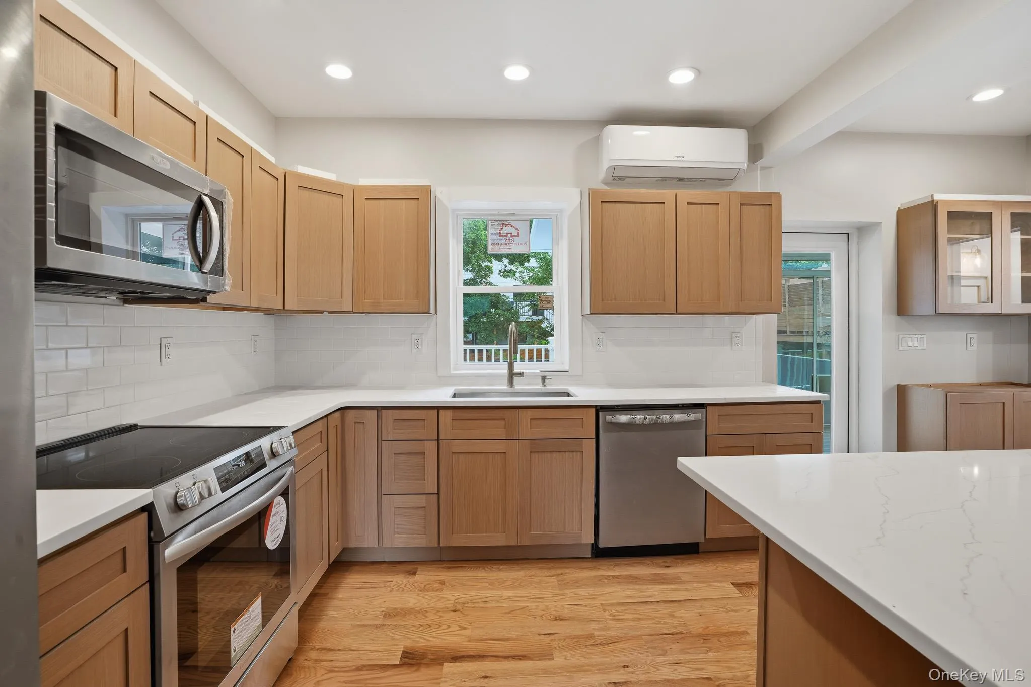 10 Robinson Street, Beacon, NY, 3 Bedrooms Bedrooms, 10 Rooms Rooms,3 BathroomsBathrooms,Residential,For Rent,Robinson,0,1020939 10 Robinson Street, Beacon, NY, 3 Bedrooms Bedrooms, 10 Rooms Rooms,3 BathroomsBathrooms,Residential,For Rent,Robinson,0,1020939