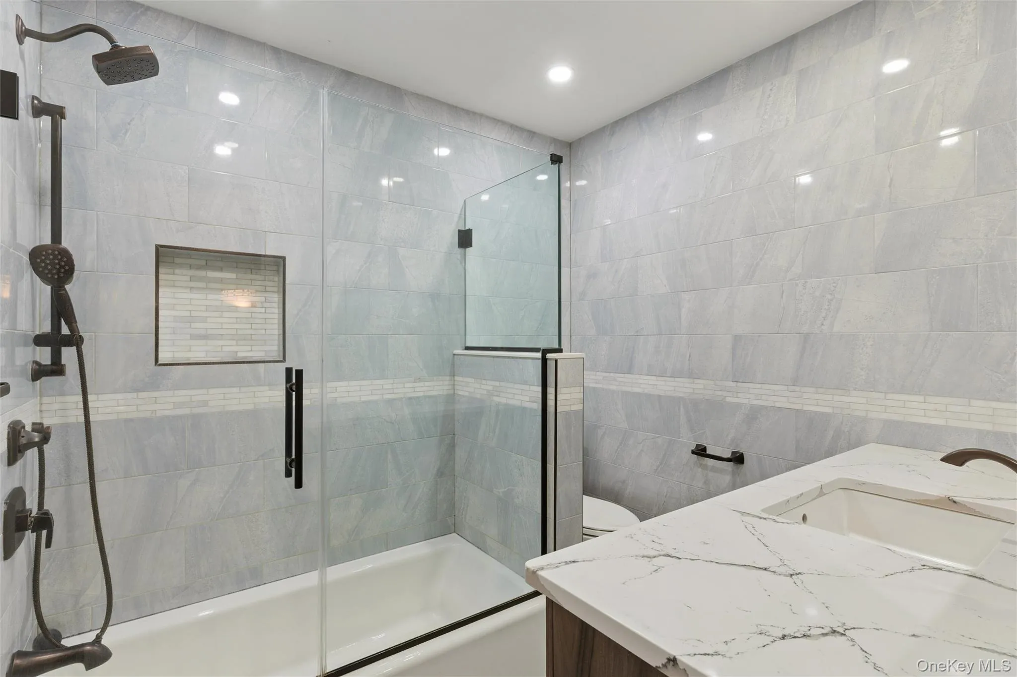 2687 Karen Street, Hempstead, NY, 4 Bedrooms Bedrooms, 9 Rooms Rooms,2 BathroomsBathrooms,Residential,For Rent,Karen,0,1020943 2687 Karen Street, Hempstead, NY, 4 Bedrooms Bedrooms, 9 Rooms Rooms,2 BathroomsBathrooms,Residential,For Rent,Karen,0,1020943
