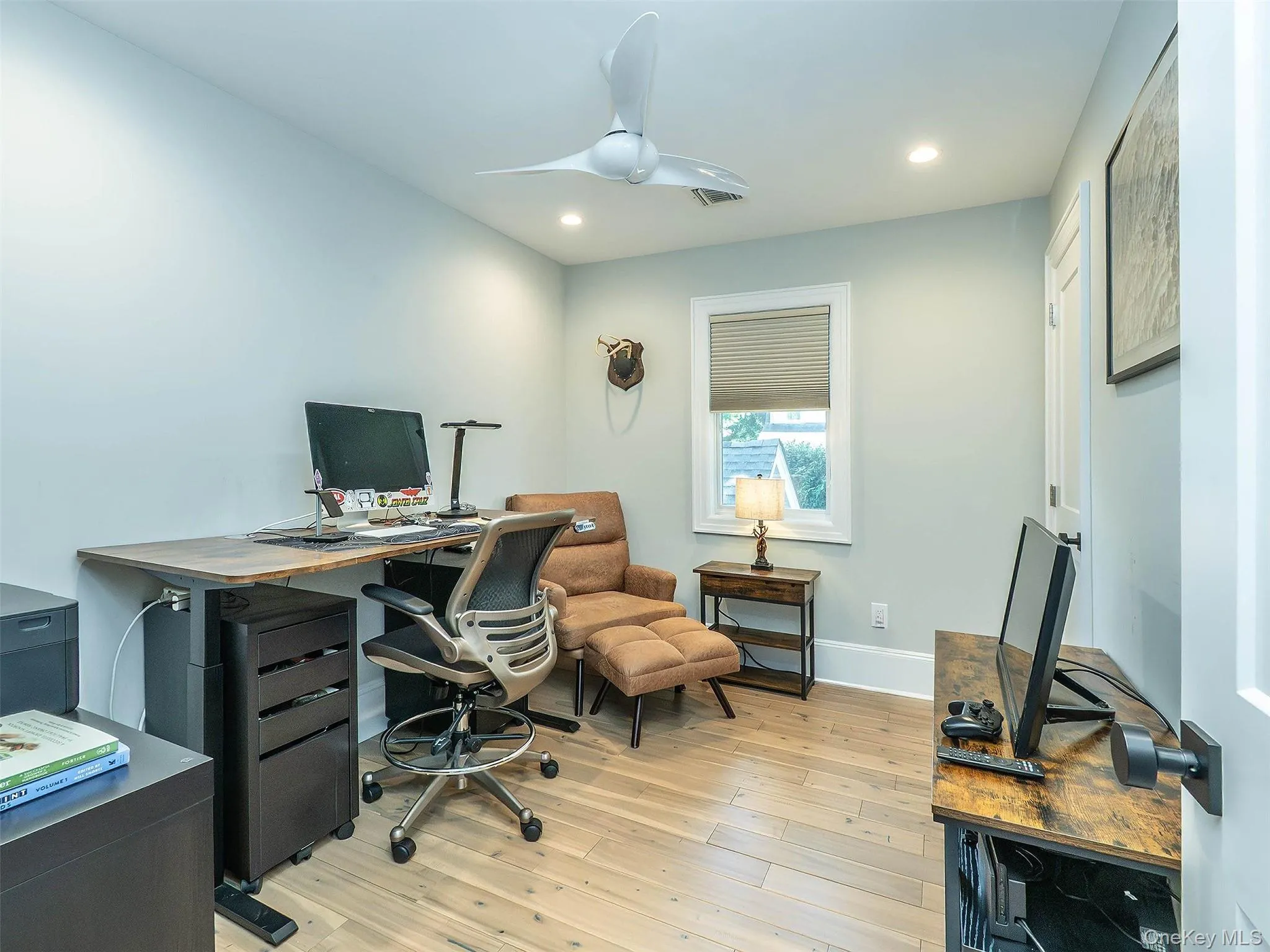 60 Highland Avenue, North Hempstead, NY, 4 Bedrooms Bedrooms, 9 Rooms Rooms,3 BathroomsBathrooms,Residential Lease,For Rent,Highland,0,1020944 60 Highland Avenue, North Hempstead, NY, 4 Bedrooms Bedrooms, 9 Rooms Rooms,3 BathroomsBathrooms,Residential Lease,For Rent,Highland,0,1020944