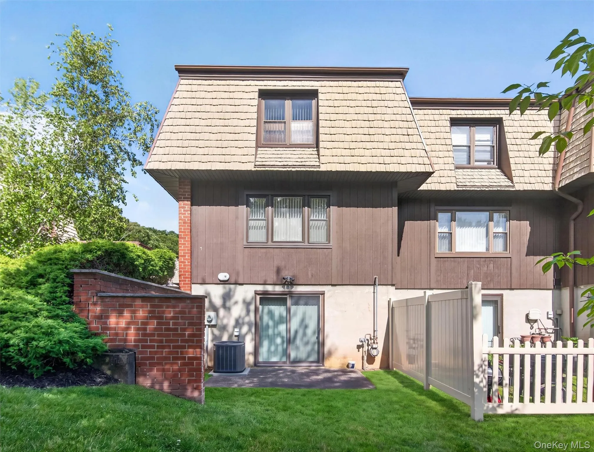 45 Heritage Drive, Clarkstown, NY, 2 Bedrooms Bedrooms, 6 Rooms Rooms,2 BathroomsBathrooms,Residential,For Rent,Heritage,0,1020950 45 Heritage Drive, Clarkstown, NY, 2 Bedrooms Bedrooms, 6 Rooms Rooms,2 BathroomsBathrooms,Residential,For Rent,Heritage,0,1020950
