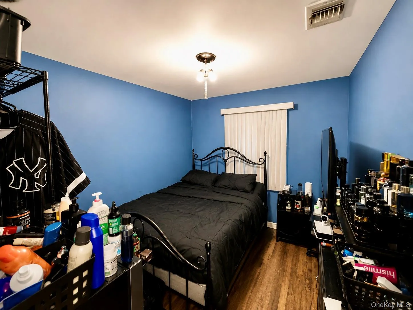 171 Allen Street, Hempstead, NY, 3 Bedrooms Bedrooms, 7 Rooms Rooms,1 BathroomBathrooms,Residential,For Rent,Allen,0,1020954 171 Allen Street, Hempstead, NY, 3 Bedrooms Bedrooms, 7 Rooms Rooms,1 BathroomBathrooms,Residential,For Rent,Allen,0,1020954