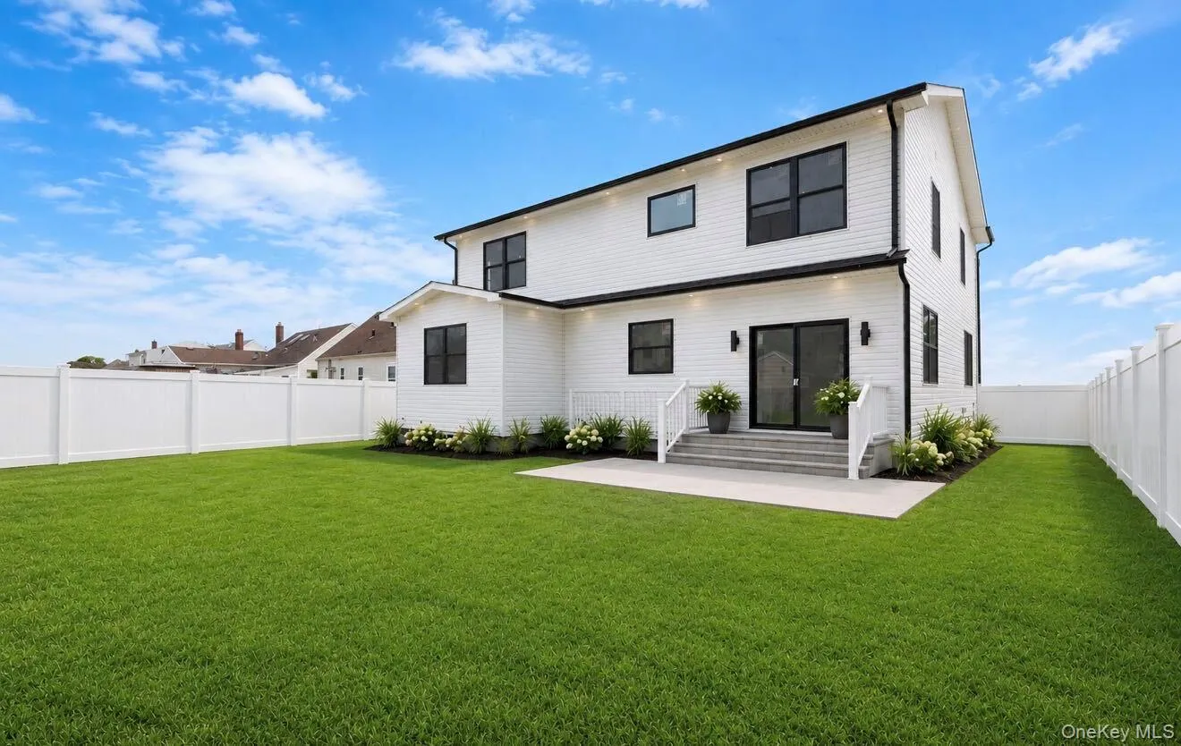 145 Bethpage Road, Oyster Bay, NY, 5 Bedrooms Bedrooms, 10 Rooms Rooms,5 BathroomsBathrooms,Residential,For Rent,Bethpage,0,1020956 145 Bethpage Road, Oyster Bay, NY, 5 Bedrooms Bedrooms, 10 Rooms Rooms,5 BathroomsBathrooms,Residential,For Rent,Bethpage,0,1020956