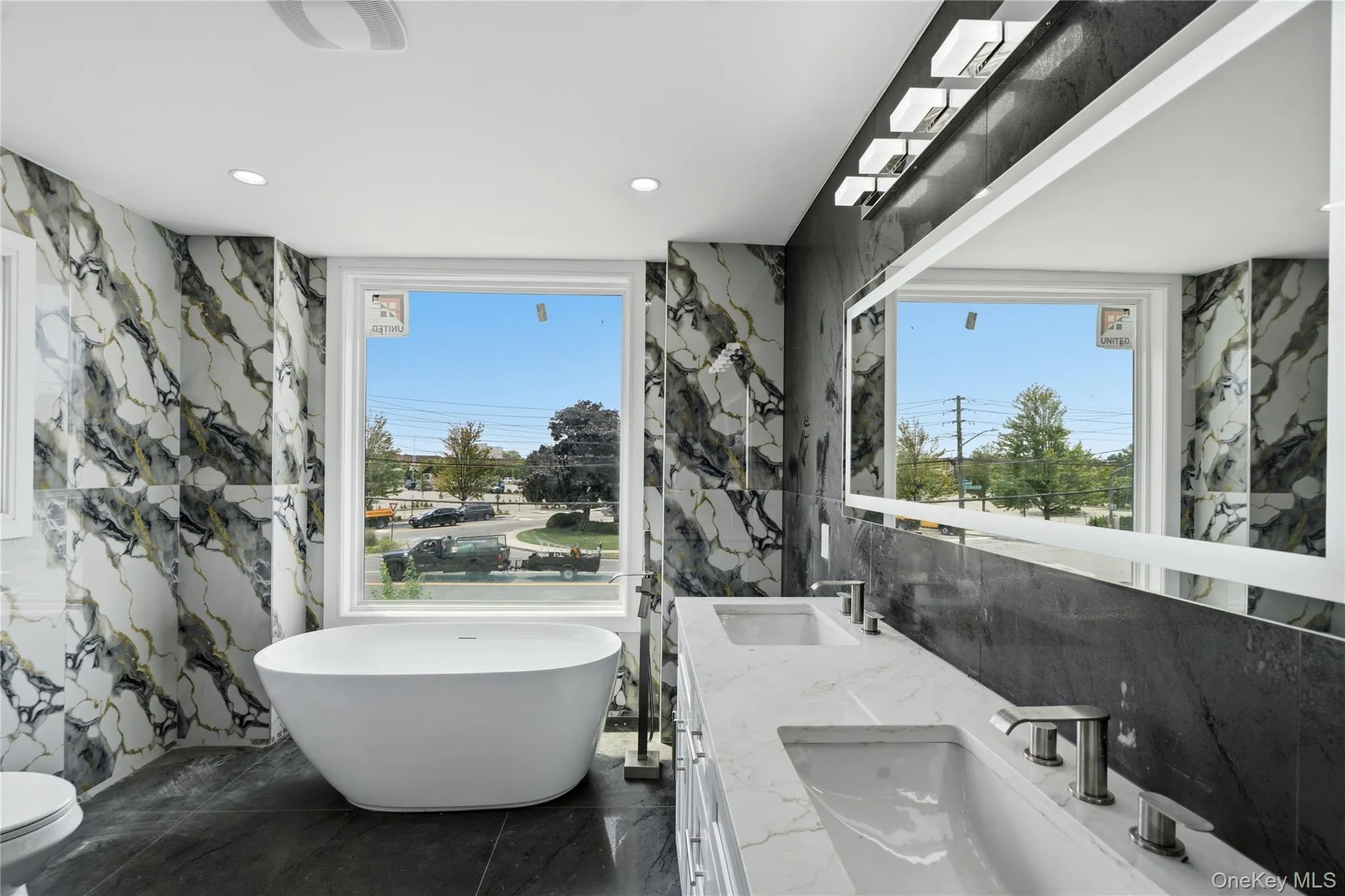 145 Bethpage Road, Oyster Bay, NY, 5 Bedrooms Bedrooms, 10 Rooms Rooms,5 BathroomsBathrooms,Residential,For Rent,Bethpage,0,1020956 145 Bethpage Road, Oyster Bay, NY, 5 Bedrooms Bedrooms, 10 Rooms Rooms,5 BathroomsBathrooms,Residential,For Rent,Bethpage,0,1020956
