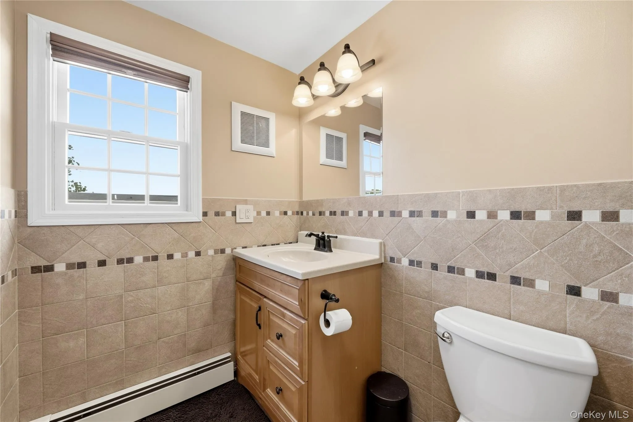 364 Boundary Avenue, Oyster Bay, NY, 4 Bedrooms Bedrooms, 7 Rooms Rooms,2 BathroomsBathrooms,Residential,For Rent,Boundary,0,1020957 364 Boundary Avenue, Oyster Bay, NY, 4 Bedrooms Bedrooms, 7 Rooms Rooms,2 BathroomsBathrooms,Residential,For Rent,Boundary,0,1020957