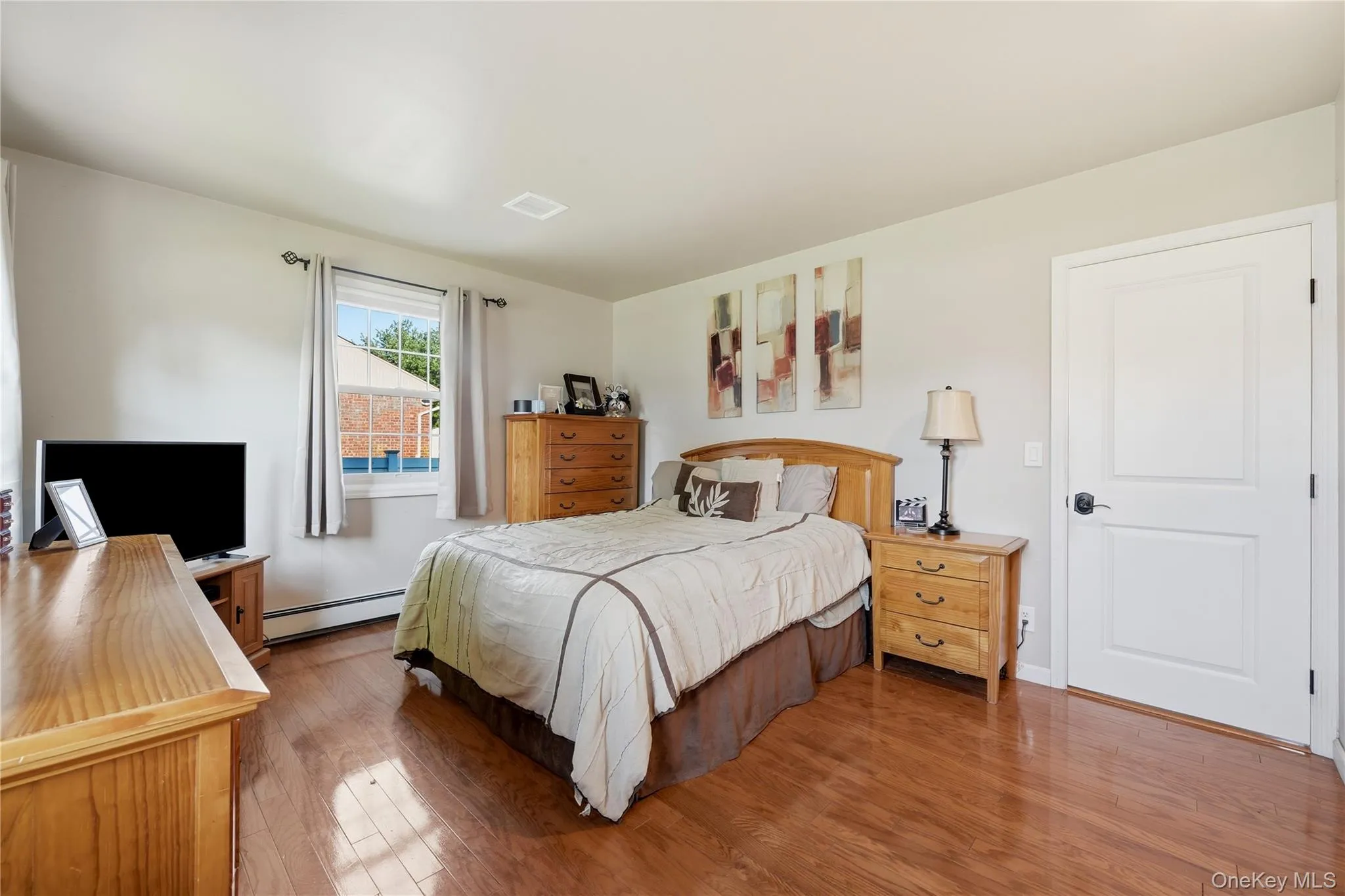 364 Boundary Avenue, Oyster Bay, NY, 4 Bedrooms Bedrooms, 7 Rooms Rooms,2 BathroomsBathrooms,Residential,For Rent,Boundary,0,1020957 364 Boundary Avenue, Oyster Bay, NY, 4 Bedrooms Bedrooms, 7 Rooms Rooms,2 BathroomsBathrooms,Residential,For Rent,Boundary,0,1020957
