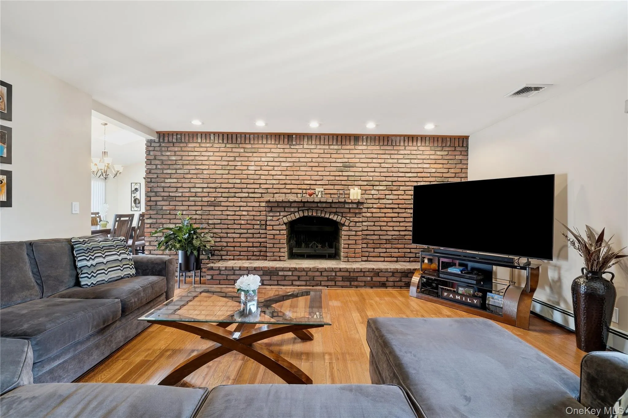 364 Boundary Avenue, Oyster Bay, NY, 4 Bedrooms Bedrooms, 7 Rooms Rooms,2 BathroomsBathrooms,Residential,For Rent,Boundary,0,1020957 364 Boundary Avenue, Oyster Bay, NY, 4 Bedrooms Bedrooms, 7 Rooms Rooms,2 BathroomsBathrooms,Residential,For Rent,Boundary,0,1020957