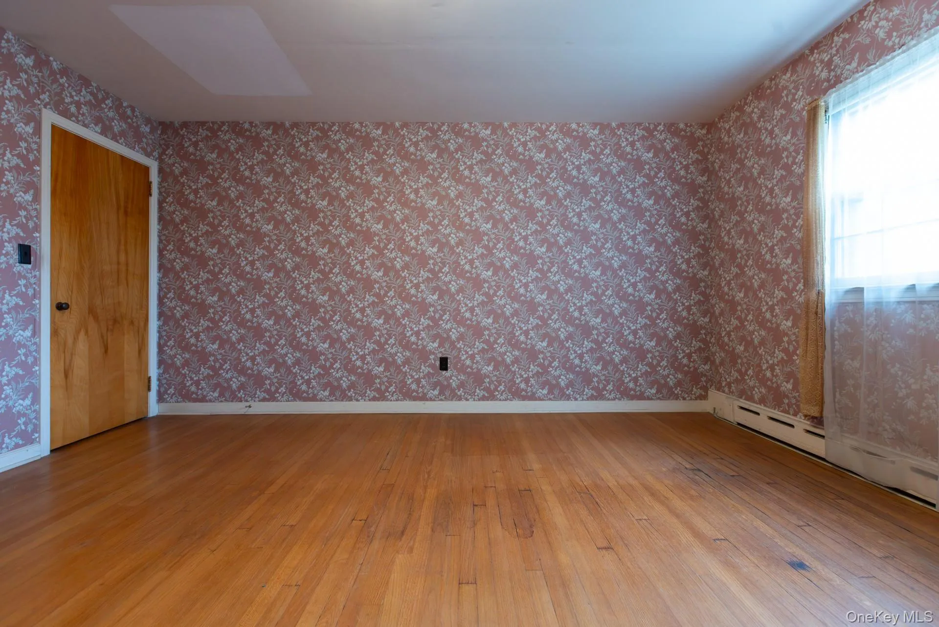 10 Degarmo Place, Poughkeepsie, NY, 3 Bedrooms Bedrooms, 6 Rooms Rooms,2 BathroomsBathrooms,Residential,For Rent,Degarmo,0,1020961 10 Degarmo Place, Poughkeepsie, NY, 3 Bedrooms Bedrooms, 6 Rooms Rooms,2 BathroomsBathrooms,Residential,For Rent,Degarmo,0,1020961