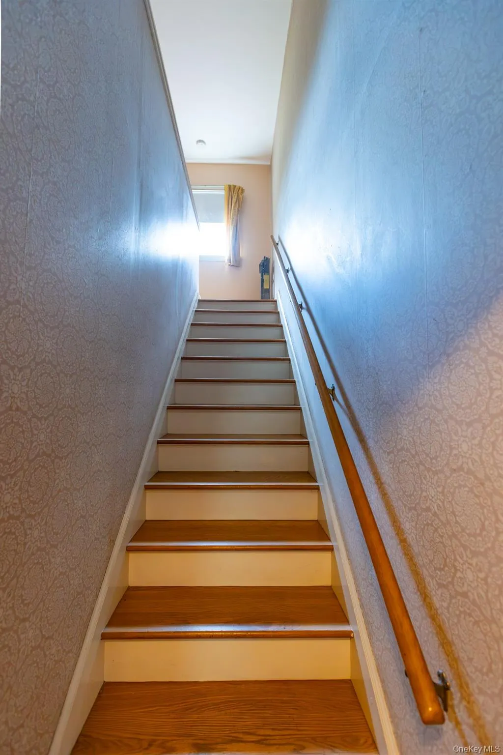 10 Degarmo Place, Poughkeepsie, NY, 3 Bedrooms Bedrooms, 6 Rooms Rooms,2 BathroomsBathrooms,Residential,For Rent,Degarmo,0,1020961 10 Degarmo Place, Poughkeepsie, NY, 3 Bedrooms Bedrooms, 6 Rooms Rooms,2 BathroomsBathrooms,Residential,For Rent,Degarmo,0,1020961