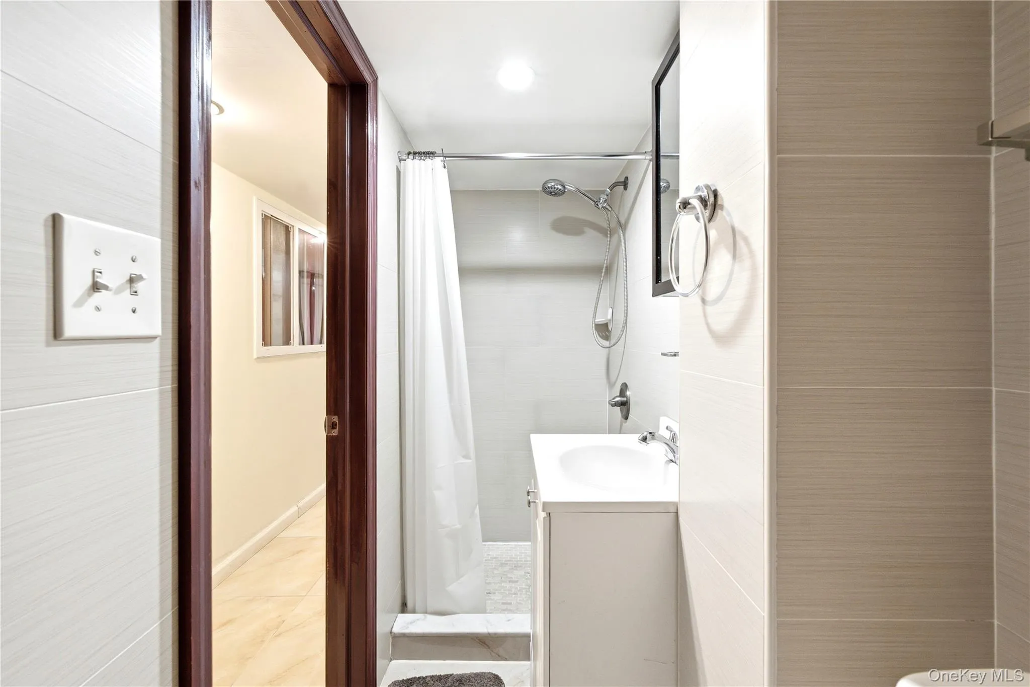 85-17 66th Road, New York, NY, 3 Bedrooms Bedrooms, 7 Rooms Rooms,1 BathroomBathrooms,Residential,For Rent,66th,0,1020964 85-17 66th Road, New York, NY, 3 Bedrooms Bedrooms, 7 Rooms Rooms,1 BathroomBathrooms,Residential,For Rent,66th,0,1020964