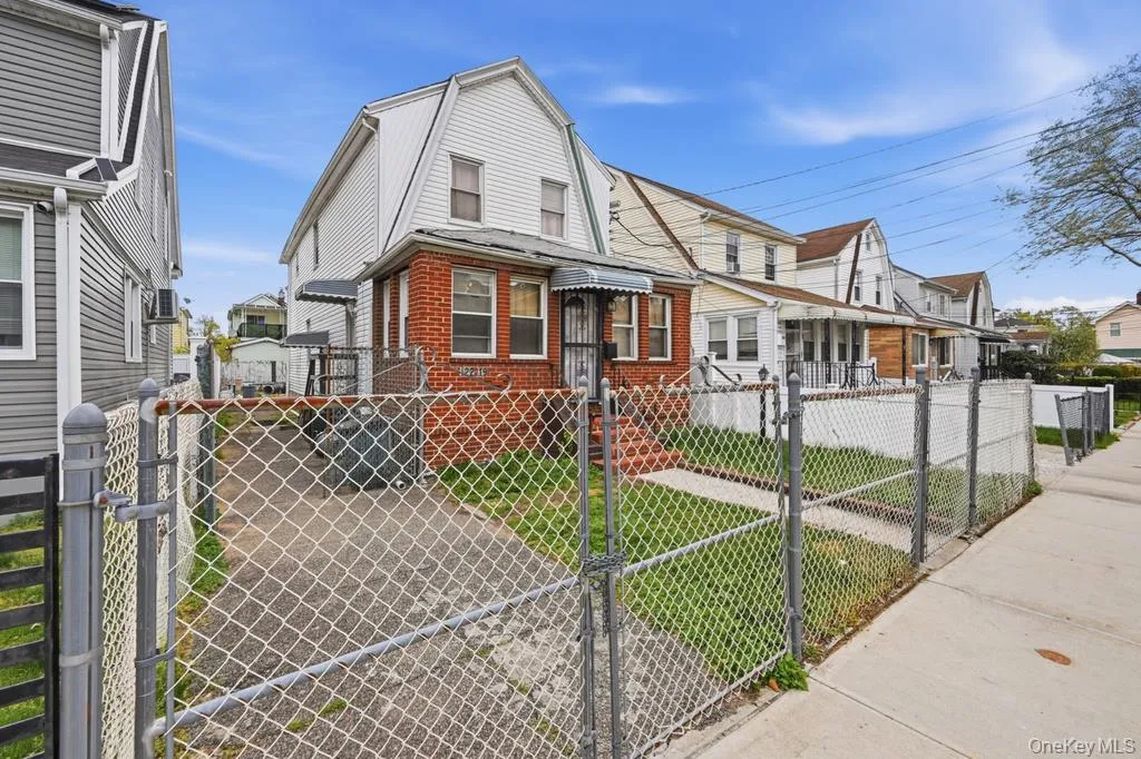 12219 191st Street, New York, NY, 8 Bedrooms Bedrooms, 14 Rooms Rooms,3 BathroomsBathrooms,Residential,For Rent,191st,0,1020966 12219 191st Street, New York, NY, 8 Bedrooms Bedrooms, 14 Rooms Rooms,3 BathroomsBathrooms,Residential,For Rent,191st,0,1020966