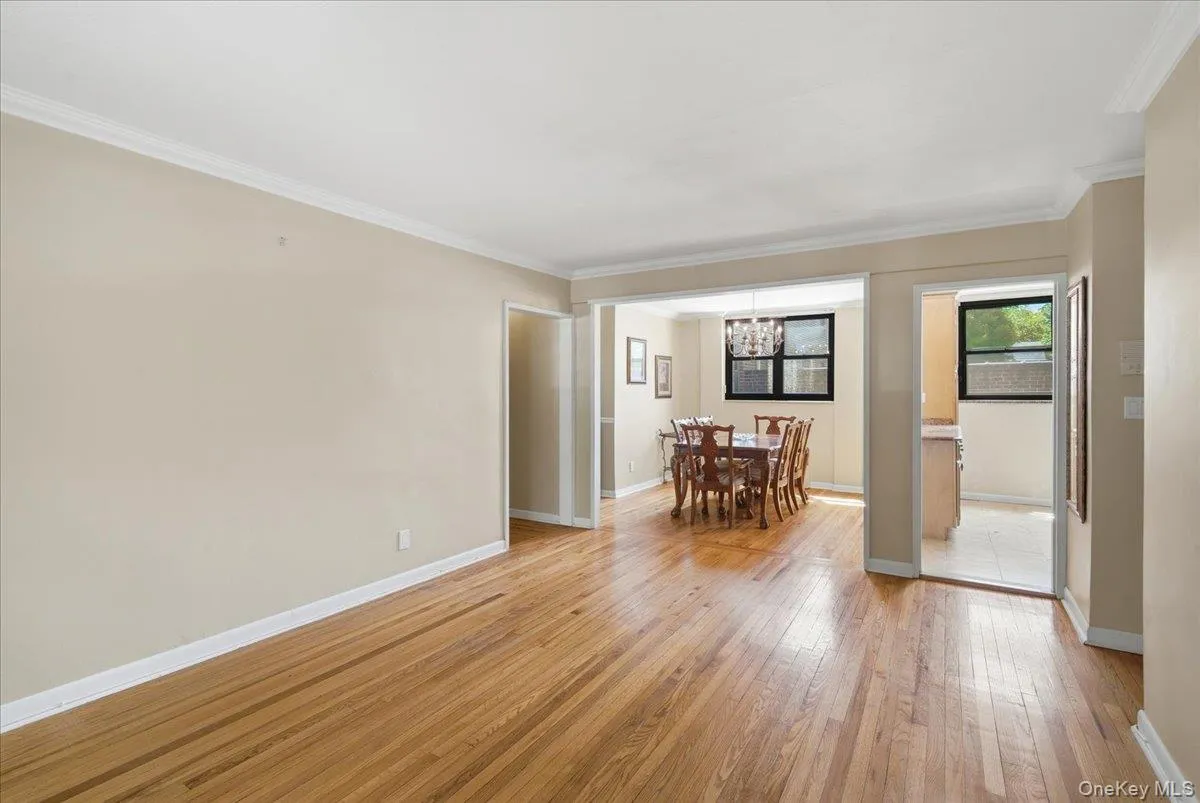 86-22 155th, New York, NY, 2 Bedrooms Bedrooms, 5 Rooms Rooms,1 BathroomBathrooms,Residential,For Rent,155th,0,1020971 86-22 155th, New York, NY, 2 Bedrooms Bedrooms, 5 Rooms Rooms,1 BathroomBathrooms,Residential,For Rent,155th,0,1020971