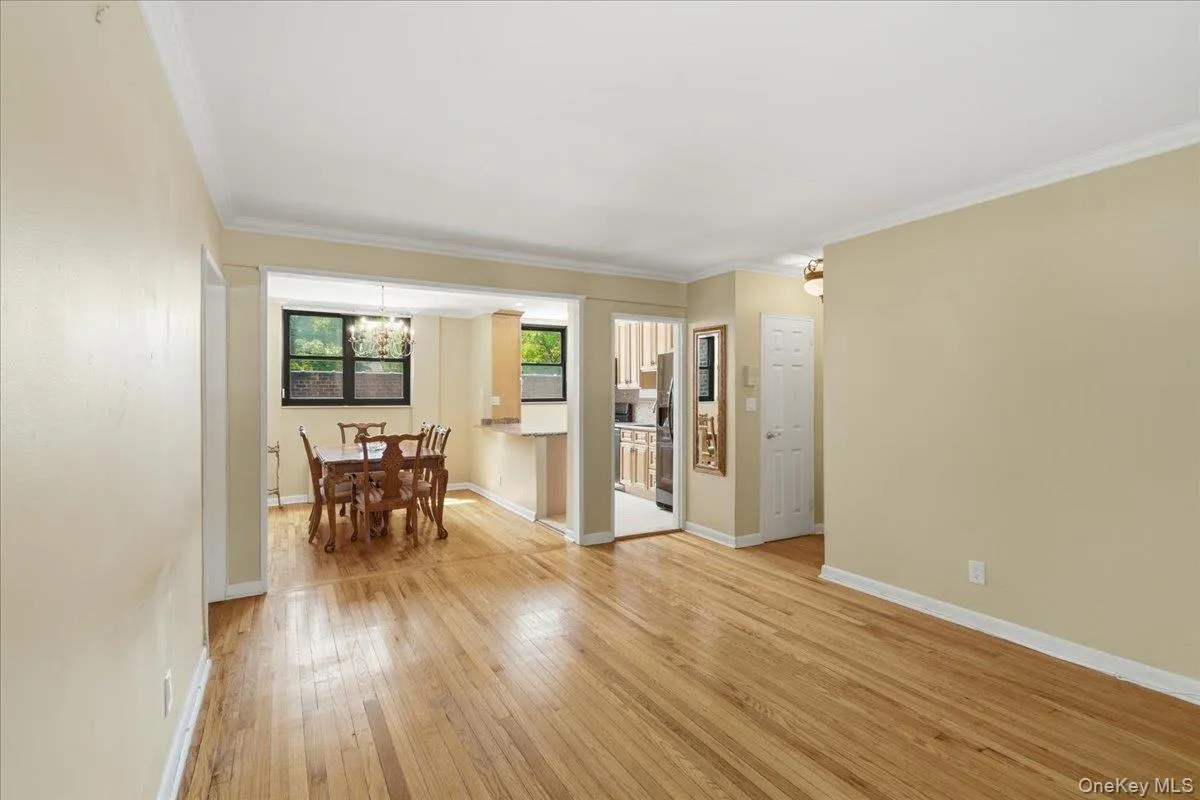 86-22 155th, New York, NY, 2 Bedrooms Bedrooms, 5 Rooms Rooms,1 BathroomBathrooms,Residential,For Rent,155th,0,1020971 86-22 155th, New York, NY, 2 Bedrooms Bedrooms, 5 Rooms Rooms,1 BathroomBathrooms,Residential,For Rent,155th,0,1020971