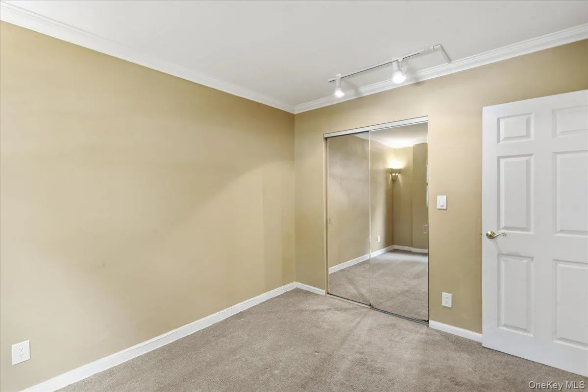 86-22 155th, New York, NY, 2 Bedrooms Bedrooms, 5 Rooms Rooms,1 BathroomBathrooms,Residential,For Rent,155th,0,1020971 86-22 155th, New York, NY, 2 Bedrooms Bedrooms, 5 Rooms Rooms,1 BathroomBathrooms,Residential,For Rent,155th,0,1020971