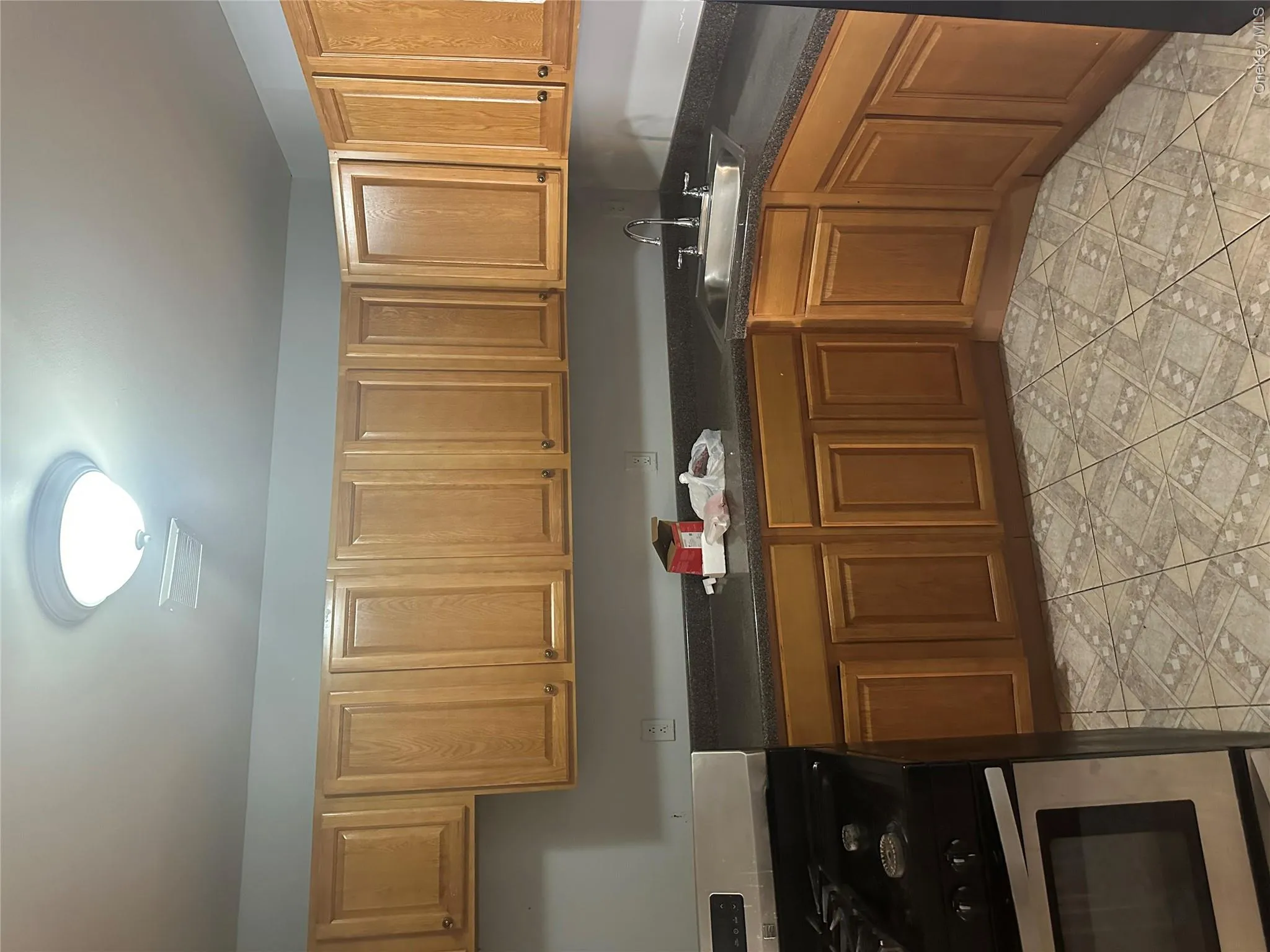 776 Lincoln Avenue, New York, NY, 3 Bedrooms Bedrooms, 6 Rooms Rooms,1 BathroomBathrooms,Residential Lease,For Rent,Lincoln,0,1020972 776 Lincoln Avenue, New York, NY, 3 Bedrooms Bedrooms, 6 Rooms Rooms,1 BathroomBathrooms,Residential Lease,For Rent,Lincoln,0,1020972