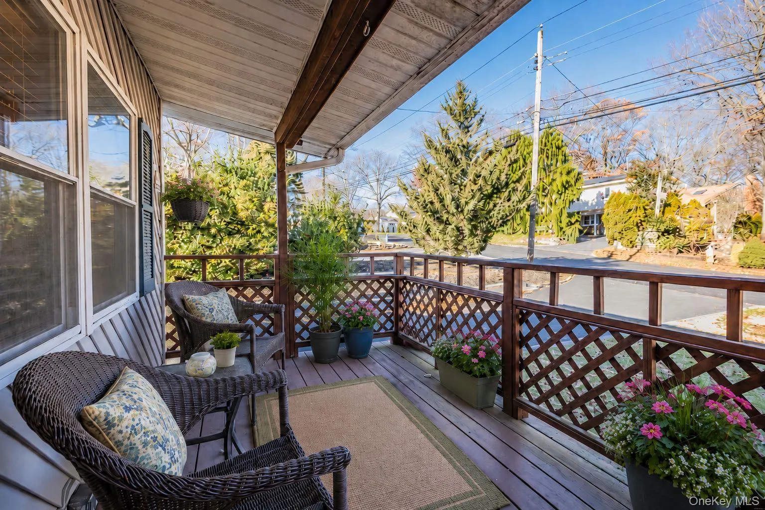 54 Champlin Street, Islip, NY, 3 Bedrooms Bedrooms, 6 Rooms Rooms,2 BathroomsBathrooms,Residential Lease,For Rent,Champlin,0,1020978 54 Champlin Street, Islip, NY, 3 Bedrooms Bedrooms, 6 Rooms Rooms,2 BathroomsBathrooms,Residential Lease,For Rent,Champlin,0,1020978