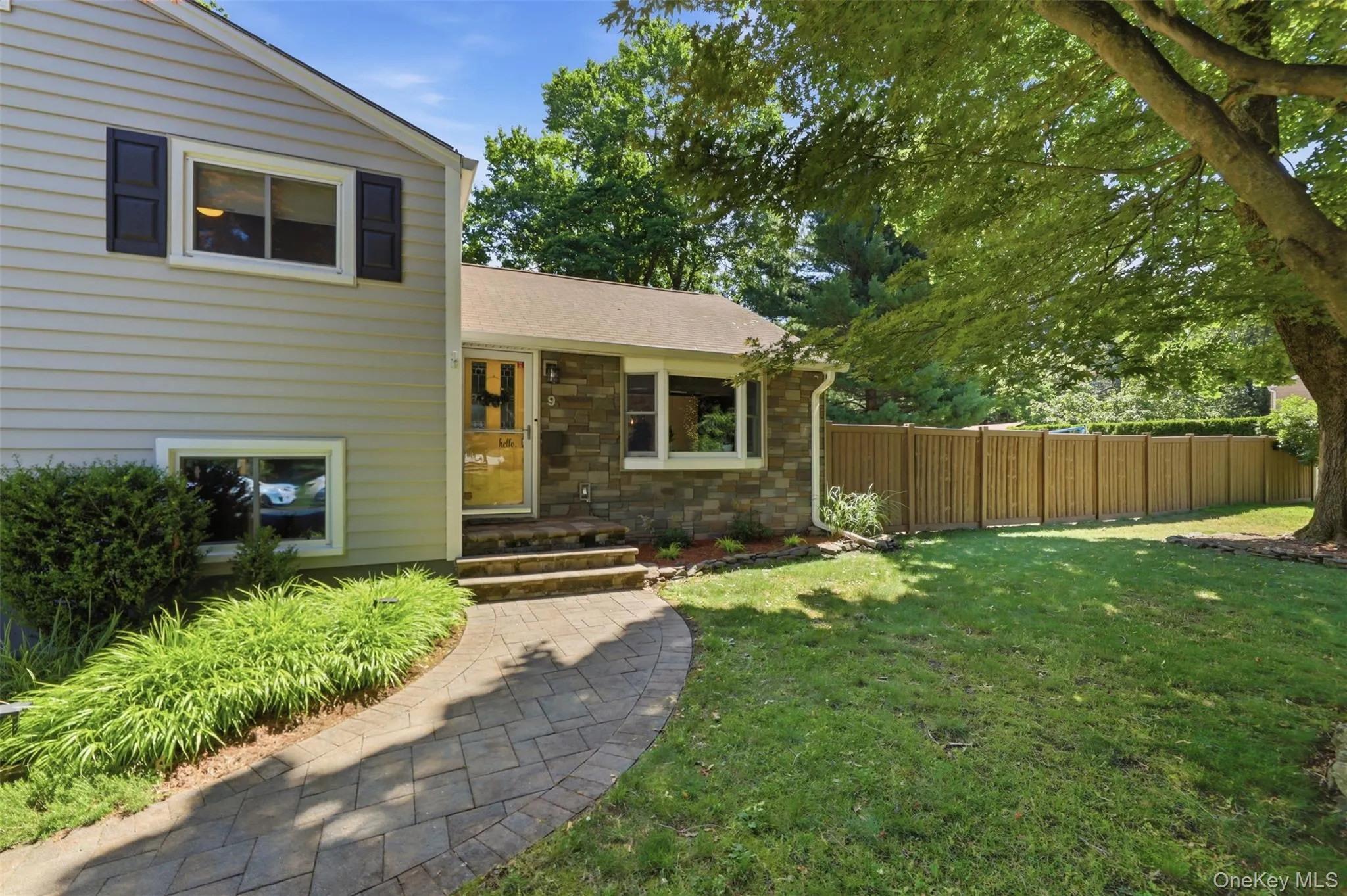 9 Homestead Lane, Clarkstown, NY, 3 Bedrooms Bedrooms, 7 Rooms Rooms,2 BathroomsBathrooms,Residential,For Rent,Homestead,0,1020980 9 Homestead Lane, Clarkstown, NY, 3 Bedrooms Bedrooms, 7 Rooms Rooms,2 BathroomsBathrooms,Residential,For Rent,Homestead,0,1020980