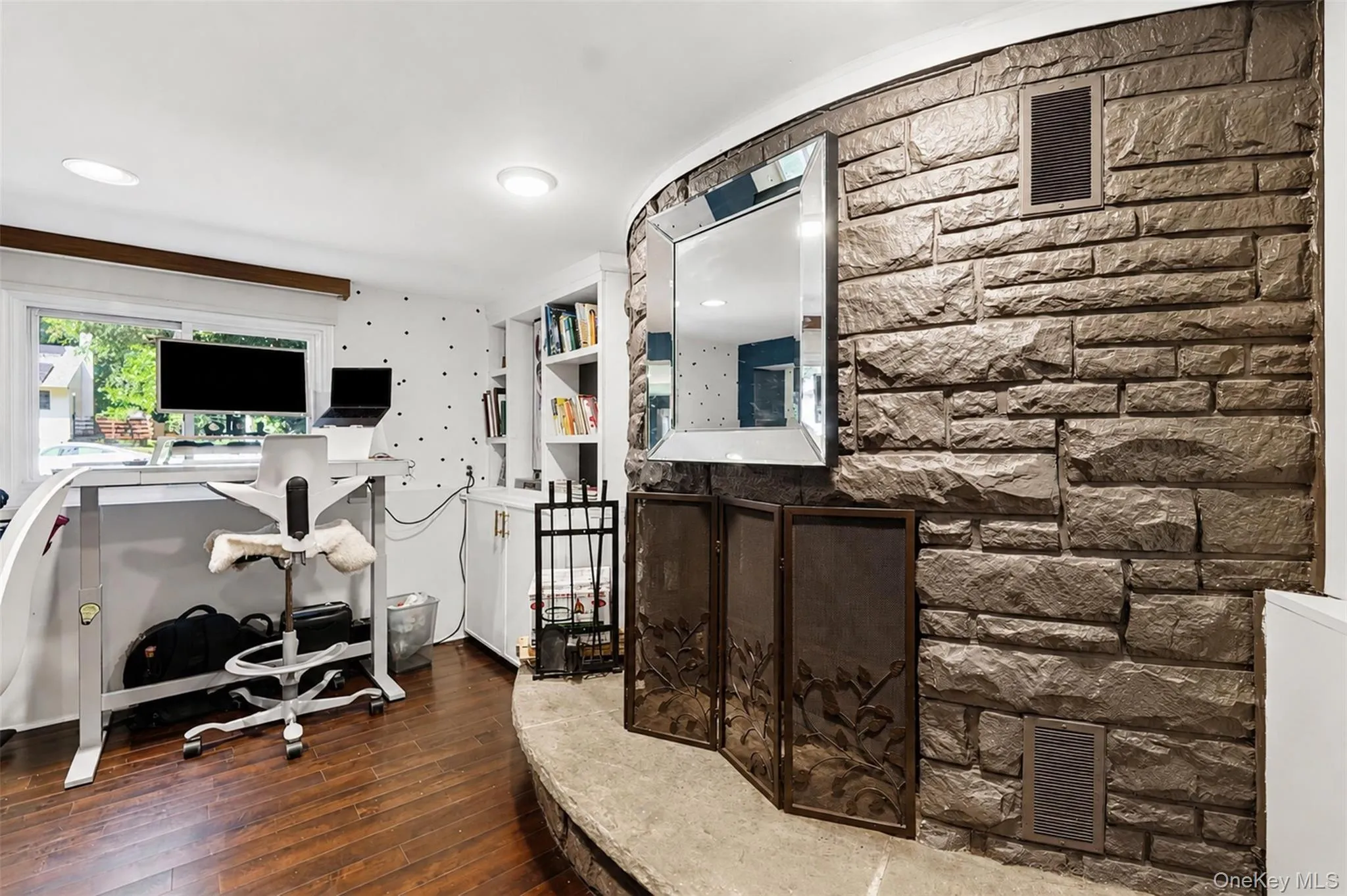 9 Homestead Lane, Clarkstown, NY, 3 Bedrooms Bedrooms, 7 Rooms Rooms,2 BathroomsBathrooms,Residential,For Rent,Homestead,0,1020980 9 Homestead Lane, Clarkstown, NY, 3 Bedrooms Bedrooms, 7 Rooms Rooms,2 BathroomsBathrooms,Residential,For Rent,Homestead,0,1020980
