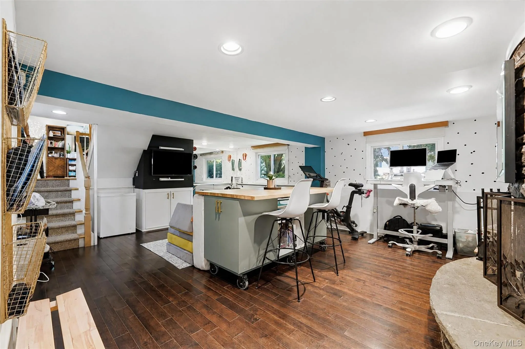 9 Homestead Lane, Clarkstown, NY, 3 Bedrooms Bedrooms, 7 Rooms Rooms,2 BathroomsBathrooms,Residential,For Rent,Homestead,0,1020980 9 Homestead Lane, Clarkstown, NY, 3 Bedrooms Bedrooms, 7 Rooms Rooms,2 BathroomsBathrooms,Residential,For Rent,Homestead,0,1020980