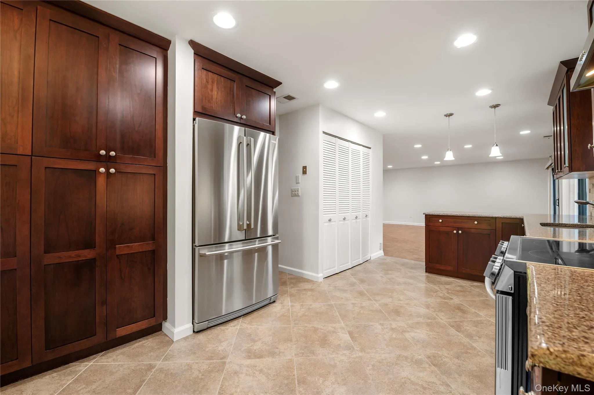60 Pheasant Run, North Hempstead, NY, 3 Bedrooms Bedrooms, 8 Rooms Rooms,2 BathroomsBathrooms,Residential,For Rent,Pheasant,0,1020983 60 Pheasant Run, North Hempstead, NY, 3 Bedrooms Bedrooms, 8 Rooms Rooms,2 BathroomsBathrooms,Residential,For Rent,Pheasant,0,1020983