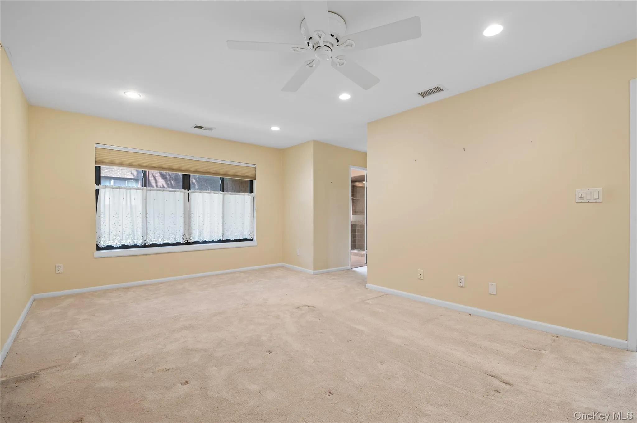 60 Pheasant Run, North Hempstead, NY, 3 Bedrooms Bedrooms, 8 Rooms Rooms,2 BathroomsBathrooms,Residential,For Rent,Pheasant,0,1020983 60 Pheasant Run, North Hempstead, NY, 3 Bedrooms Bedrooms, 8 Rooms Rooms,2 BathroomsBathrooms,Residential,For Rent,Pheasant,0,1020983
