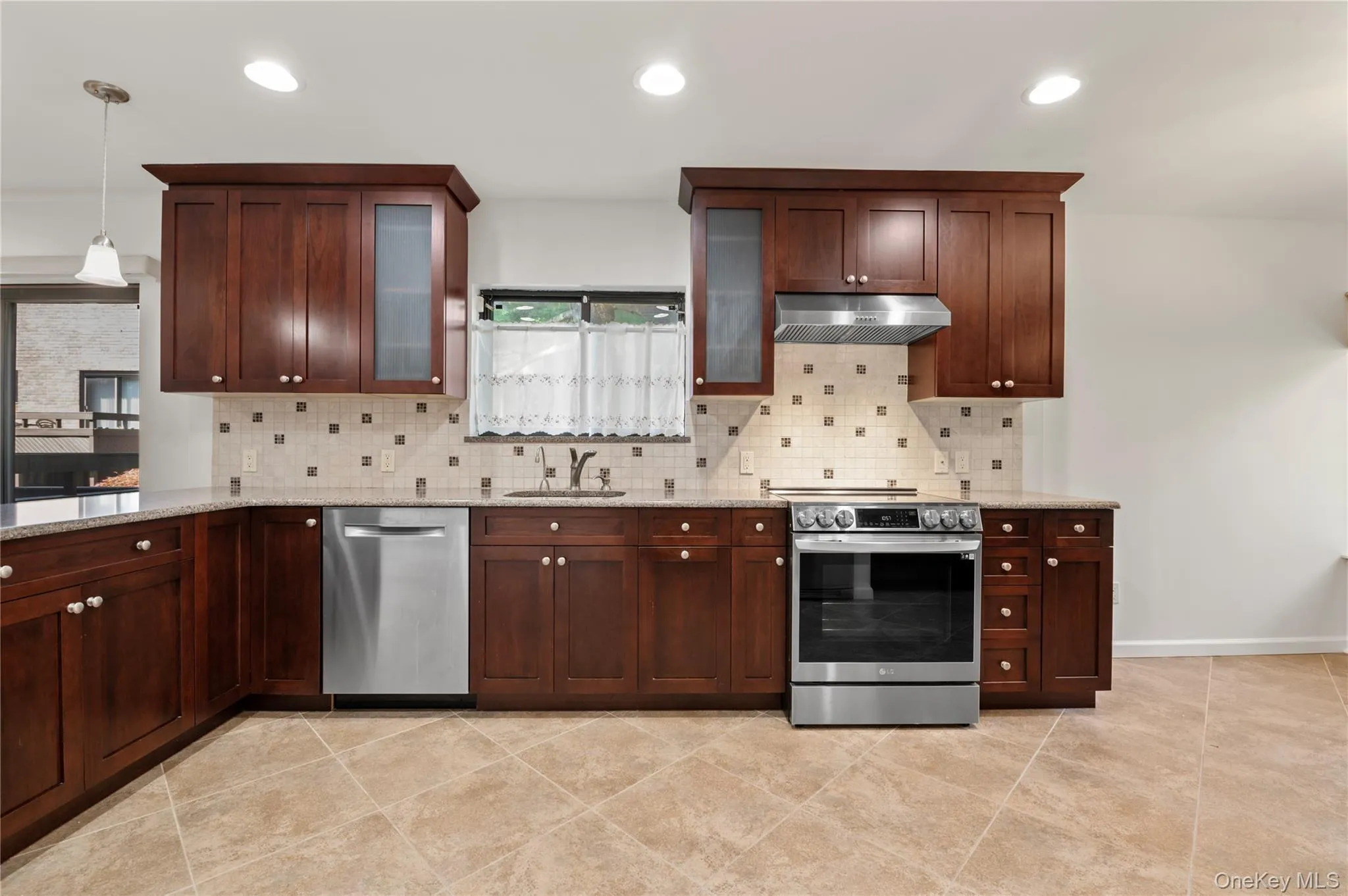 60 Pheasant Run, North Hempstead, NY, 3 Bedrooms Bedrooms, 8 Rooms Rooms,2 BathroomsBathrooms,Residential,For Rent,Pheasant,0,1020983 60 Pheasant Run, North Hempstead, NY, 3 Bedrooms Bedrooms, 8 Rooms Rooms,2 BathroomsBathrooms,Residential,For Rent,Pheasant,0,1020983