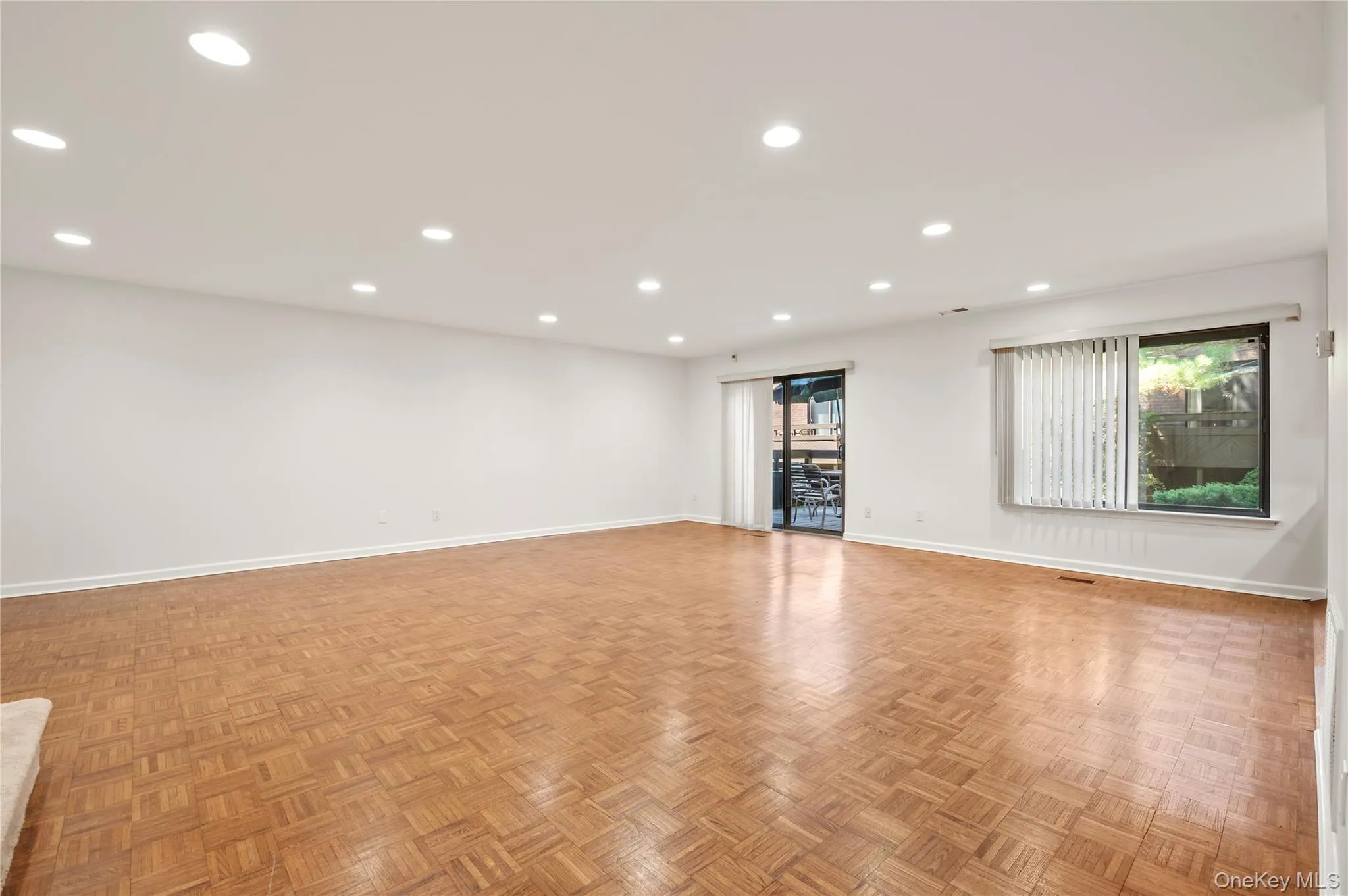 60 Pheasant Run, North Hempstead, NY, 3 Bedrooms Bedrooms, 8 Rooms Rooms,2 BathroomsBathrooms,Residential,For Rent,Pheasant,0,1020983 60 Pheasant Run, North Hempstead, NY, 3 Bedrooms Bedrooms, 8 Rooms Rooms,2 BathroomsBathrooms,Residential,For Rent,Pheasant,0,1020983