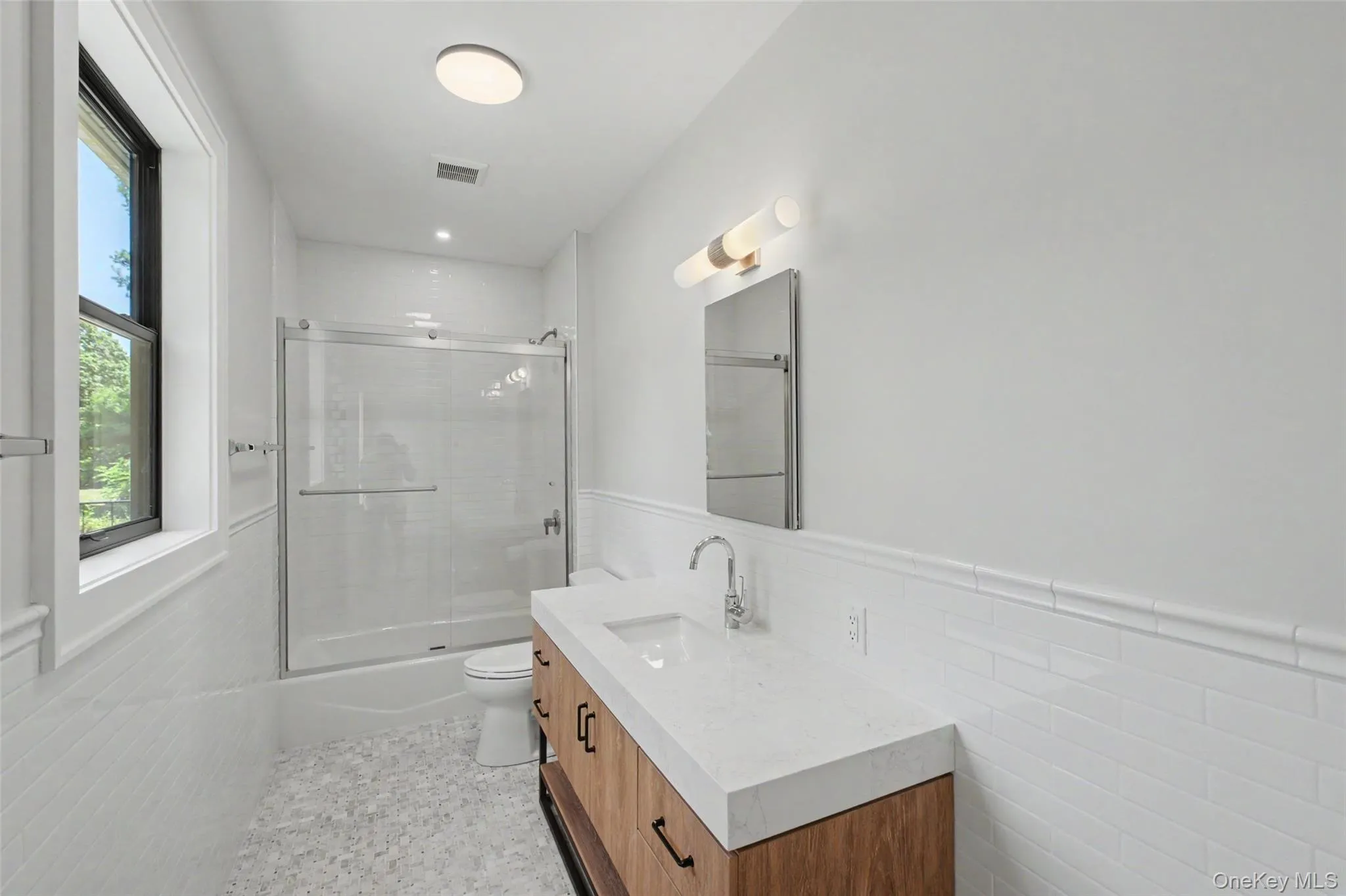 76 Reservoir Road, Marlboro, NY, 3 Bedrooms Bedrooms, 11 Rooms Rooms,3 BathroomsBathrooms,Residential,For Rent,Reservoir,0,1020985 76 Reservoir Road, Marlboro, NY, 3 Bedrooms Bedrooms, 11 Rooms Rooms,3 BathroomsBathrooms,Residential,For Rent,Reservoir,0,1020985
