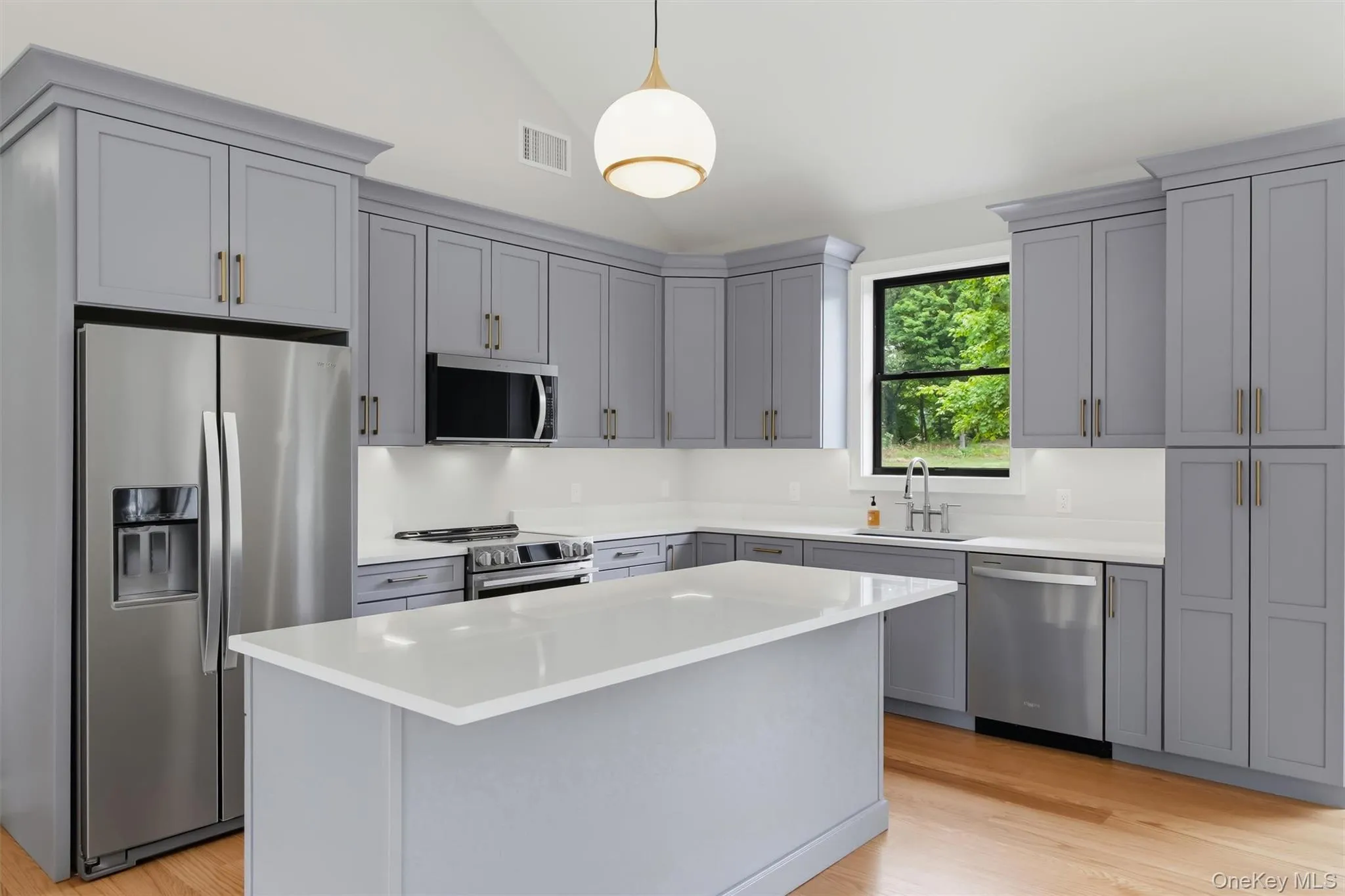 76 Reservoir Road, Marlboro, NY, 3 Bedrooms Bedrooms, 11 Rooms Rooms,3 BathroomsBathrooms,Residential,For Rent,Reservoir,0,1020985 76 Reservoir Road, Marlboro, NY, 3 Bedrooms Bedrooms, 11 Rooms Rooms,3 BathroomsBathrooms,Residential,For Rent,Reservoir,0,1020985