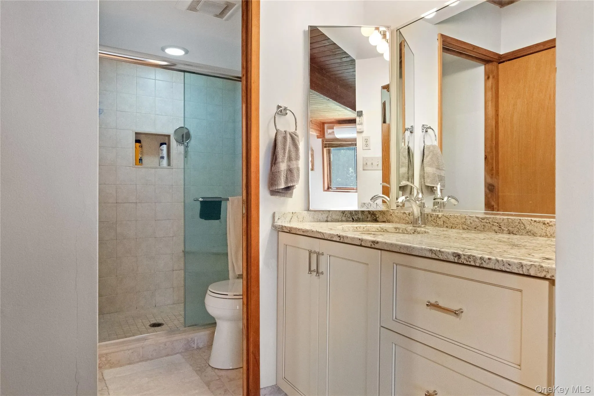 4 Bellview Drive, Clarkstown, NY, 4 Bedrooms Bedrooms, 12 Rooms Rooms,2 BathroomsBathrooms,Residential,For Rent,Bellview,0,1020986 4 Bellview Drive, Clarkstown, NY, 4 Bedrooms Bedrooms, 12 Rooms Rooms,2 BathroomsBathrooms,Residential,For Rent,Bellview,0,1020986