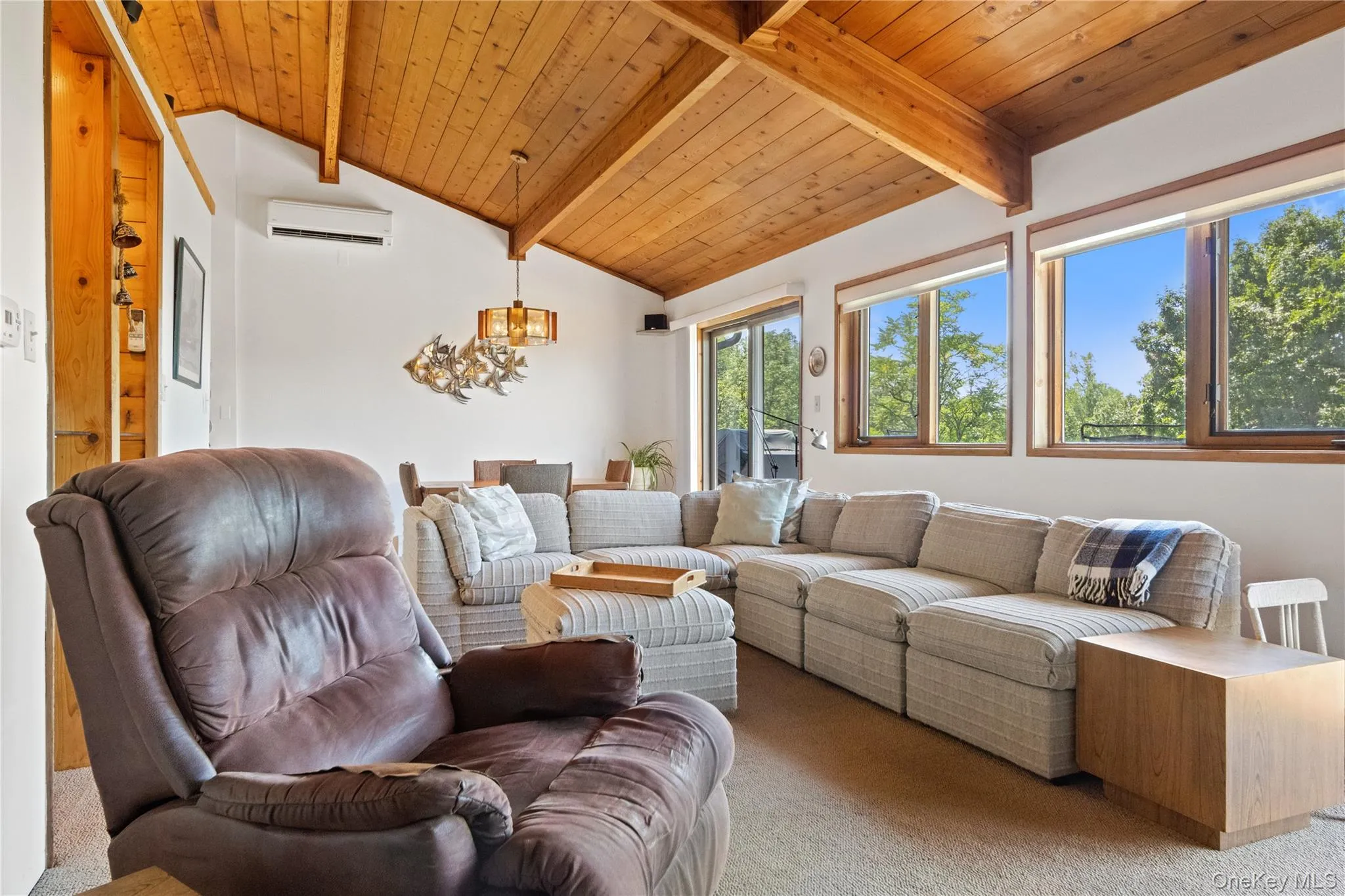 4 Bellview Drive, Clarkstown, NY, 4 Bedrooms Bedrooms, 12 Rooms Rooms,2 BathroomsBathrooms,Residential,For Rent,Bellview,0,1020986 4 Bellview Drive, Clarkstown, NY, 4 Bedrooms Bedrooms, 12 Rooms Rooms,2 BathroomsBathrooms,Residential,For Rent,Bellview,0,1020986