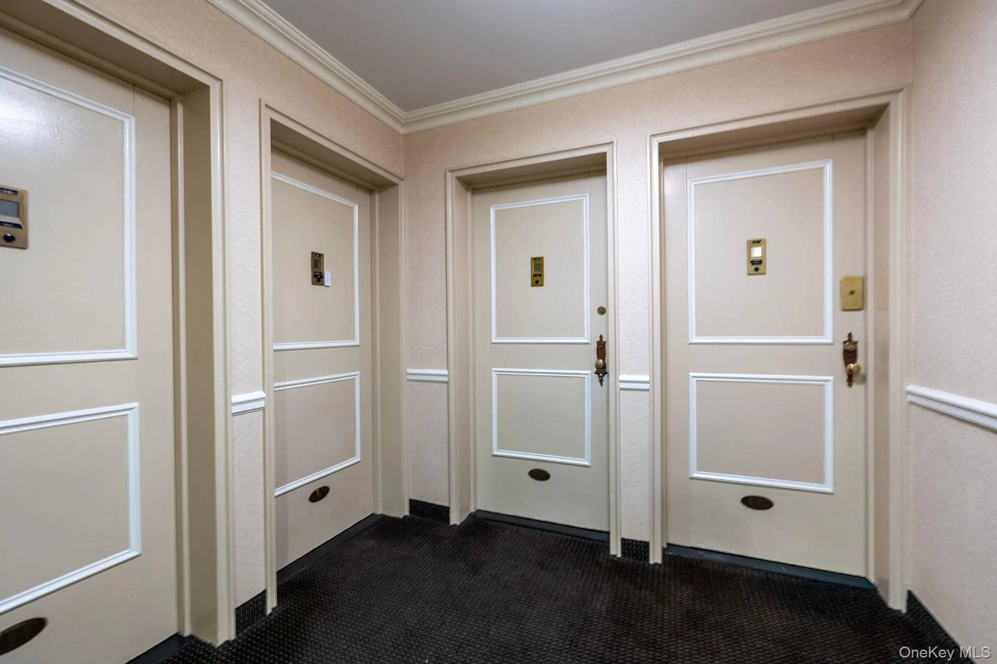 Doorway to Apt Doorway to Apt