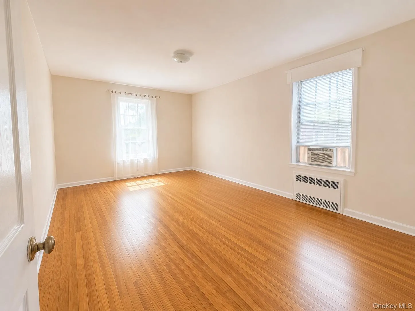 6385 Woodhaven Boulevard, New York, NY, 1 Bedroom Bedrooms, 4 Rooms Rooms,1 BathroomBathrooms,Residential,For Rent,Woodhaven,0,1021001 6385 Woodhaven Boulevard, New York, NY, 1 Bedroom Bedrooms, 4 Rooms Rooms,1 BathroomBathrooms,Residential,For Rent,Woodhaven,0,1021001