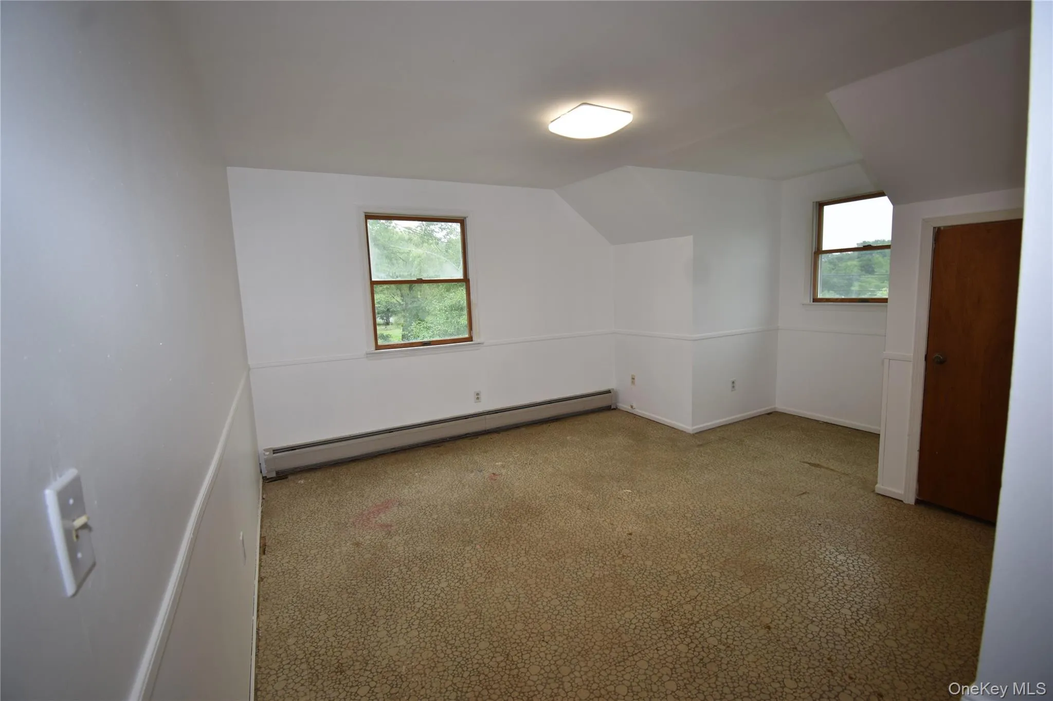 Bedroom 3 on upper level Bedroom 3 on upper level