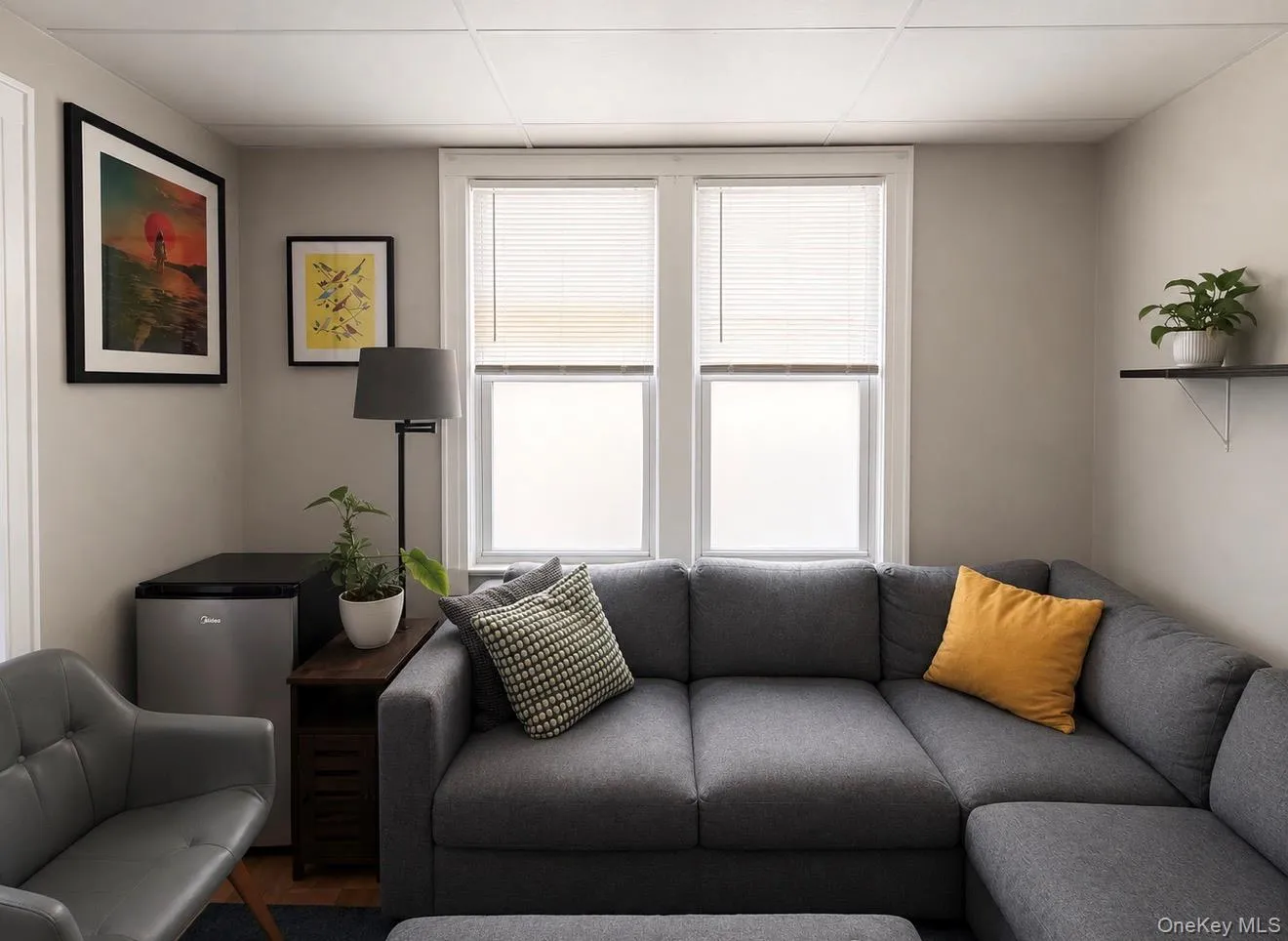 5985 57th Drive, New York, NY, 2 Bedrooms Bedrooms, 5 Rooms Rooms,1 BathroomBathrooms,Residential Lease,For Rent,57th,0,1021012 5985 57th Drive, New York, NY, 2 Bedrooms Bedrooms, 5 Rooms Rooms,1 BathroomBathrooms,Residential Lease,For Rent,57th,0,1021012