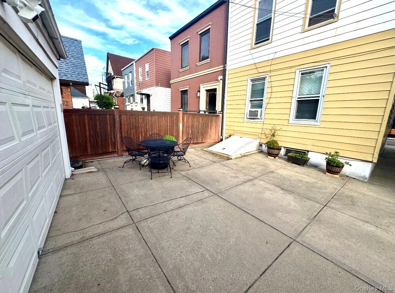 5985 57th Drive, New York, NY, 2 Bedrooms Bedrooms, 5 Rooms Rooms,1 BathroomBathrooms,Residential Lease,For Rent,57th,0,1021012 5985 57th Drive, New York, NY, 2 Bedrooms Bedrooms, 5 Rooms Rooms,1 BathroomBathrooms,Residential Lease,For Rent,57th,0,1021012